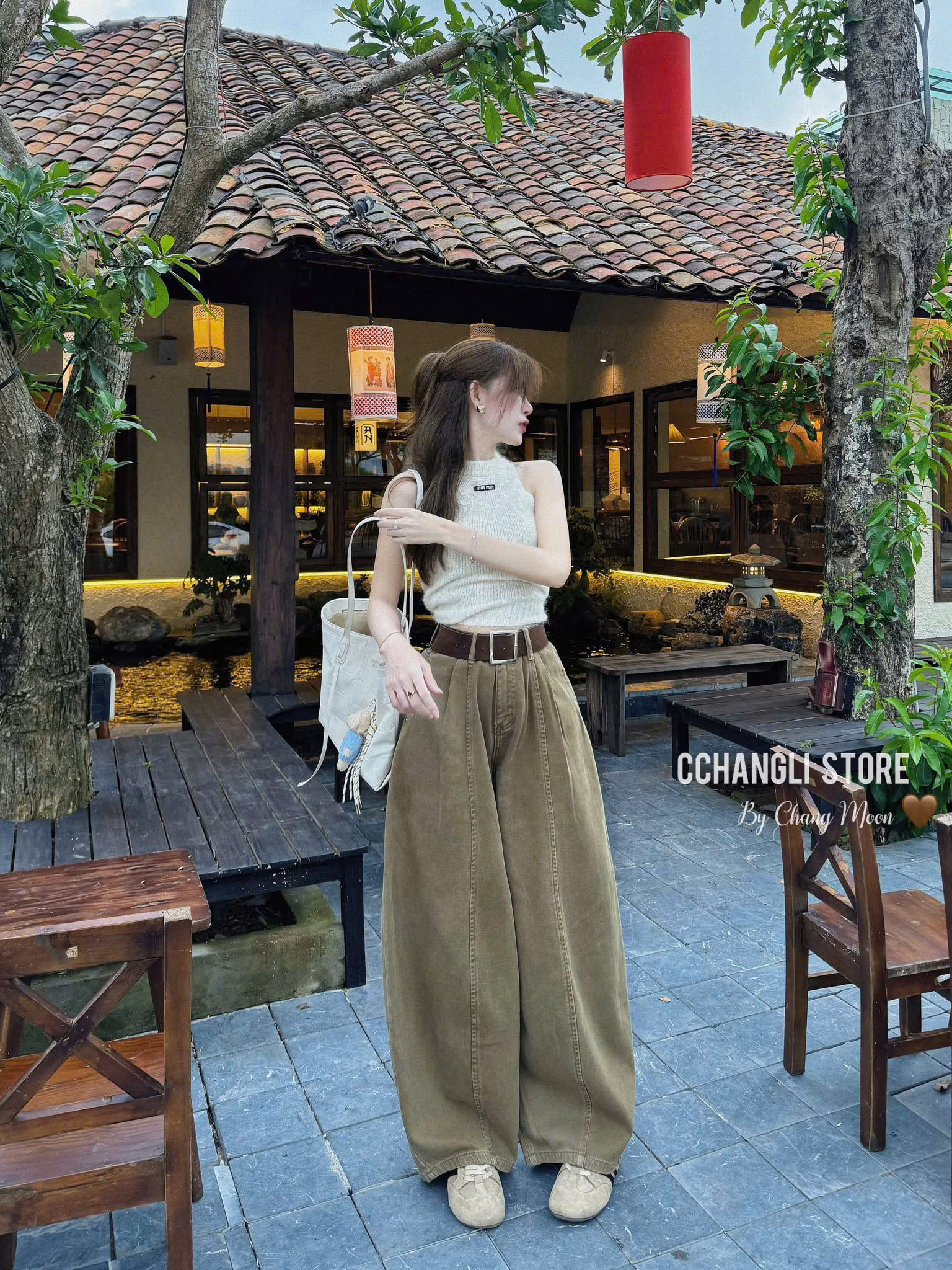 QUẦN JEANS SUÔNG NÂU