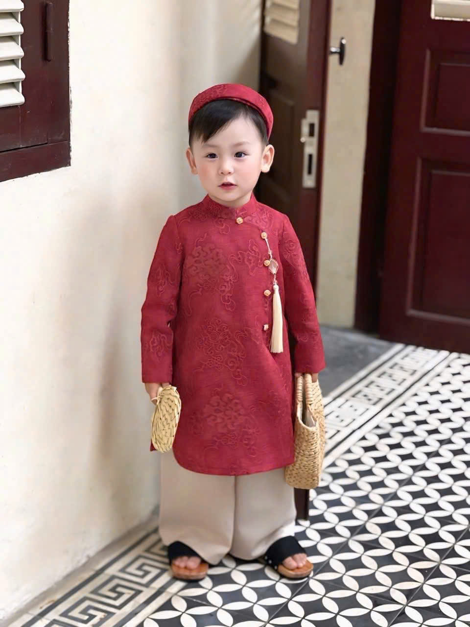 Sét áo dài : áo+ quần+ mấn bé trai hoa văn vải 2 lớp VNXK