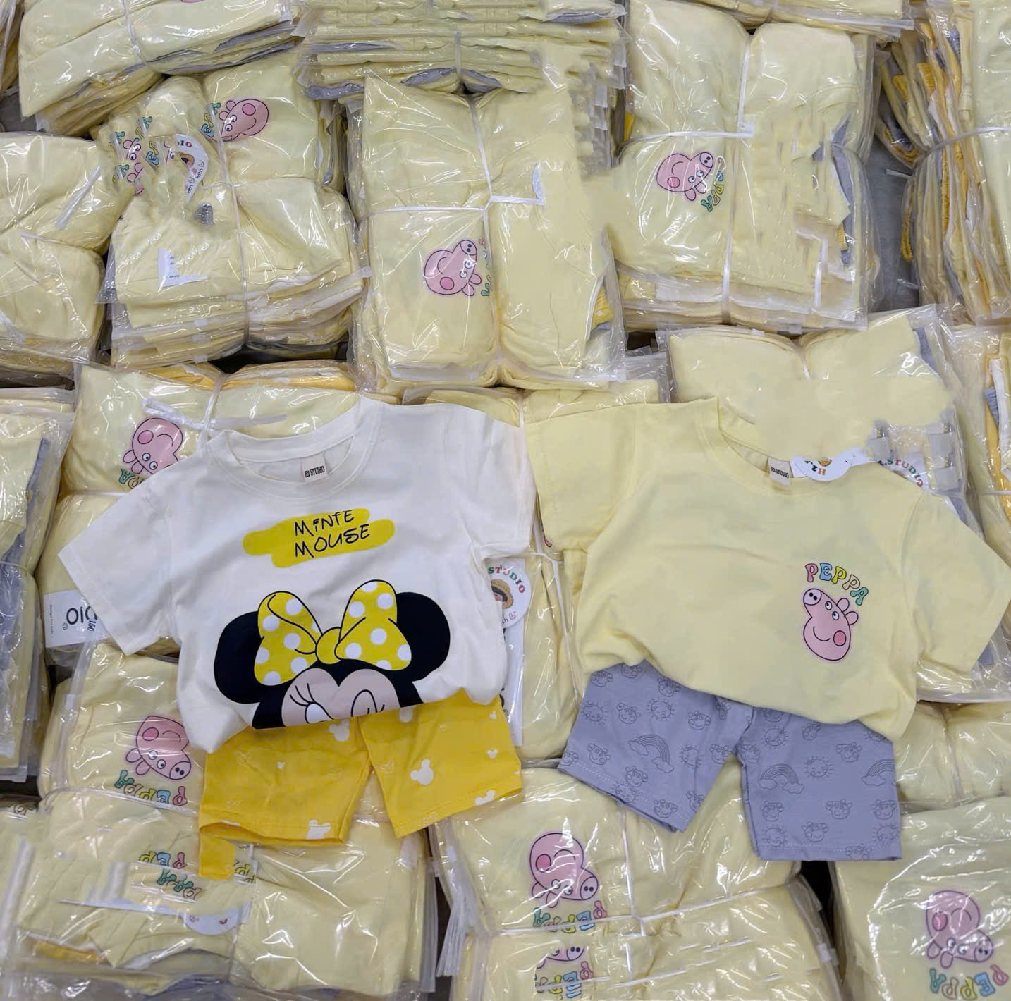 Ask Sét 2 bộ cotton in hình quần legging mùa hè chất mát bé gái VNXK
