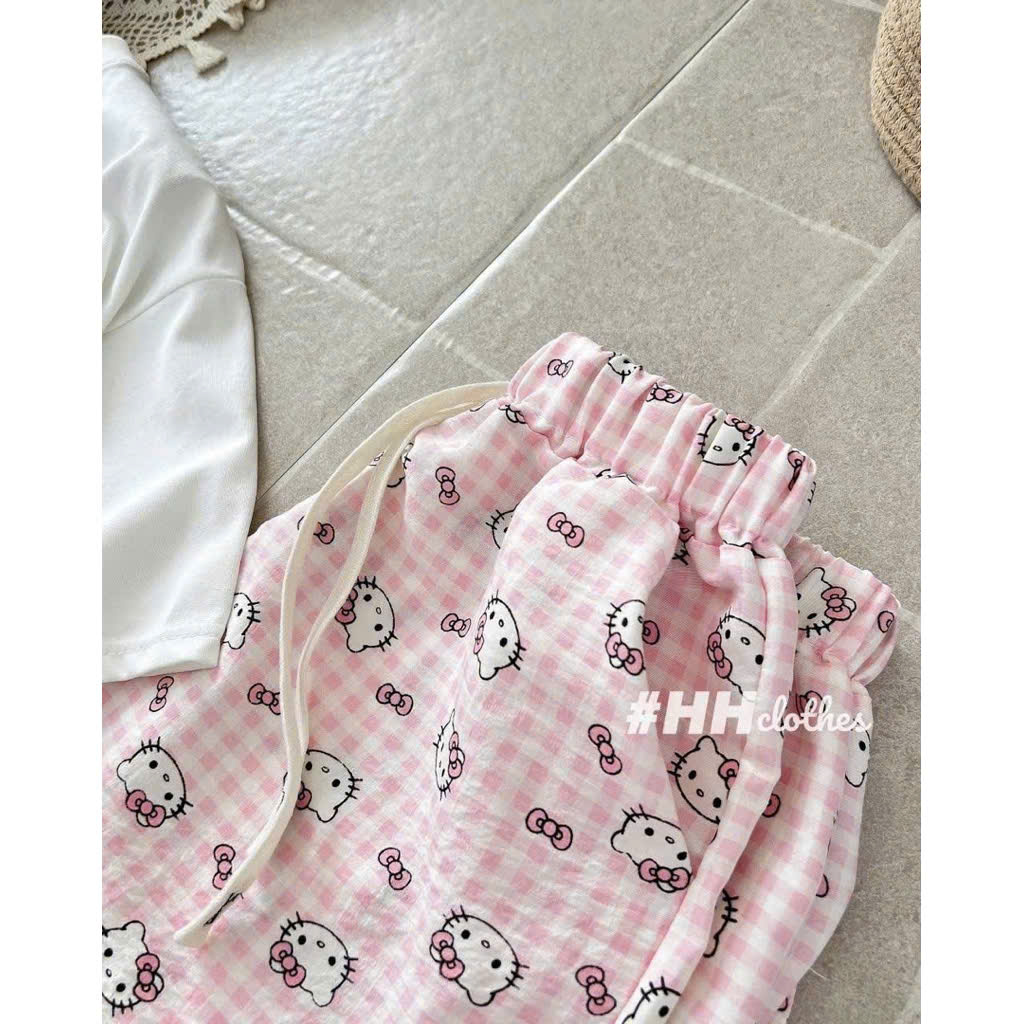 Bộ Áo cotton quần thô kẻ mềm Hello Kitty nữ BN2