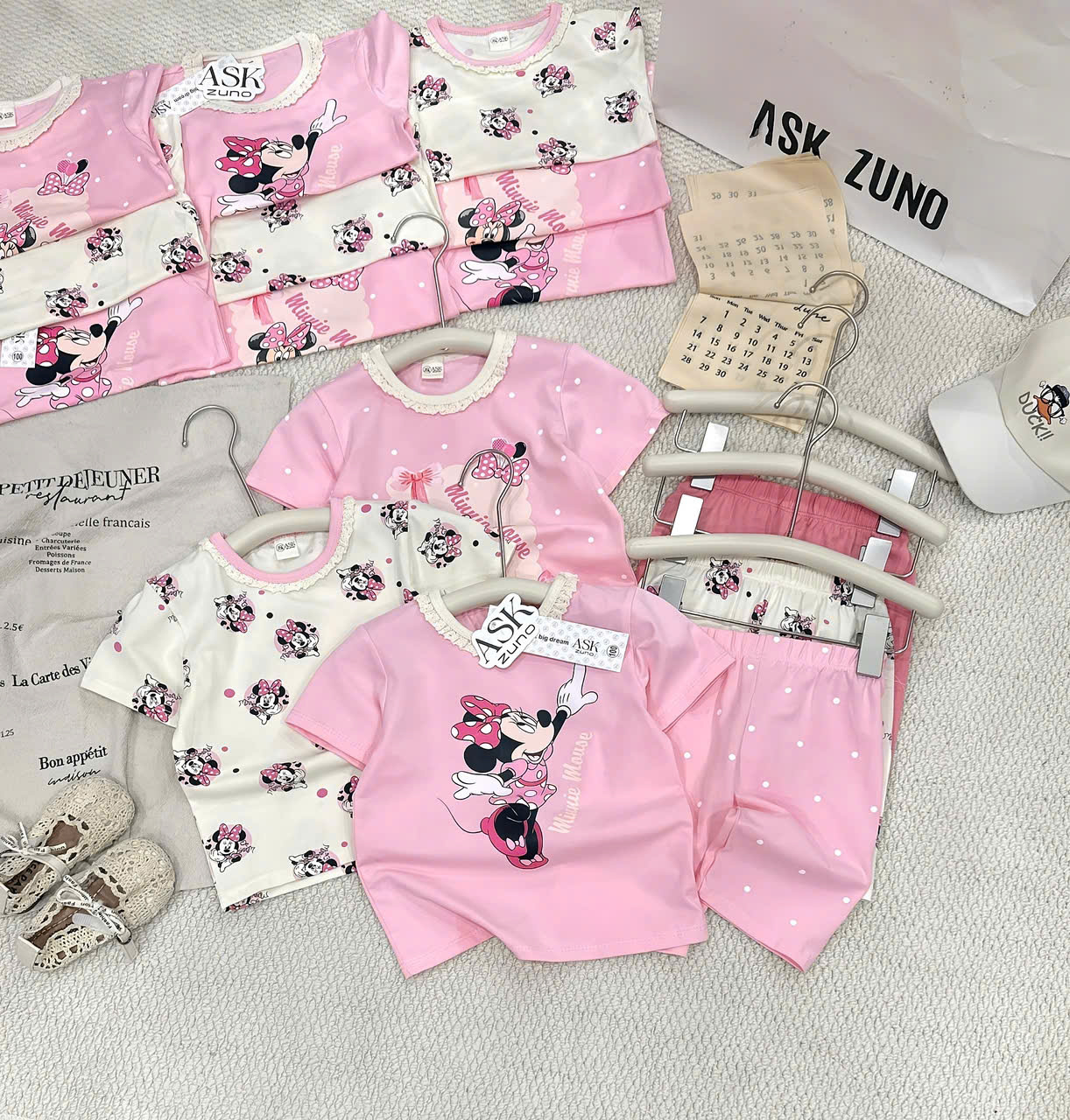 Bộ cotton Minnie cổ ren phối màu VNXK