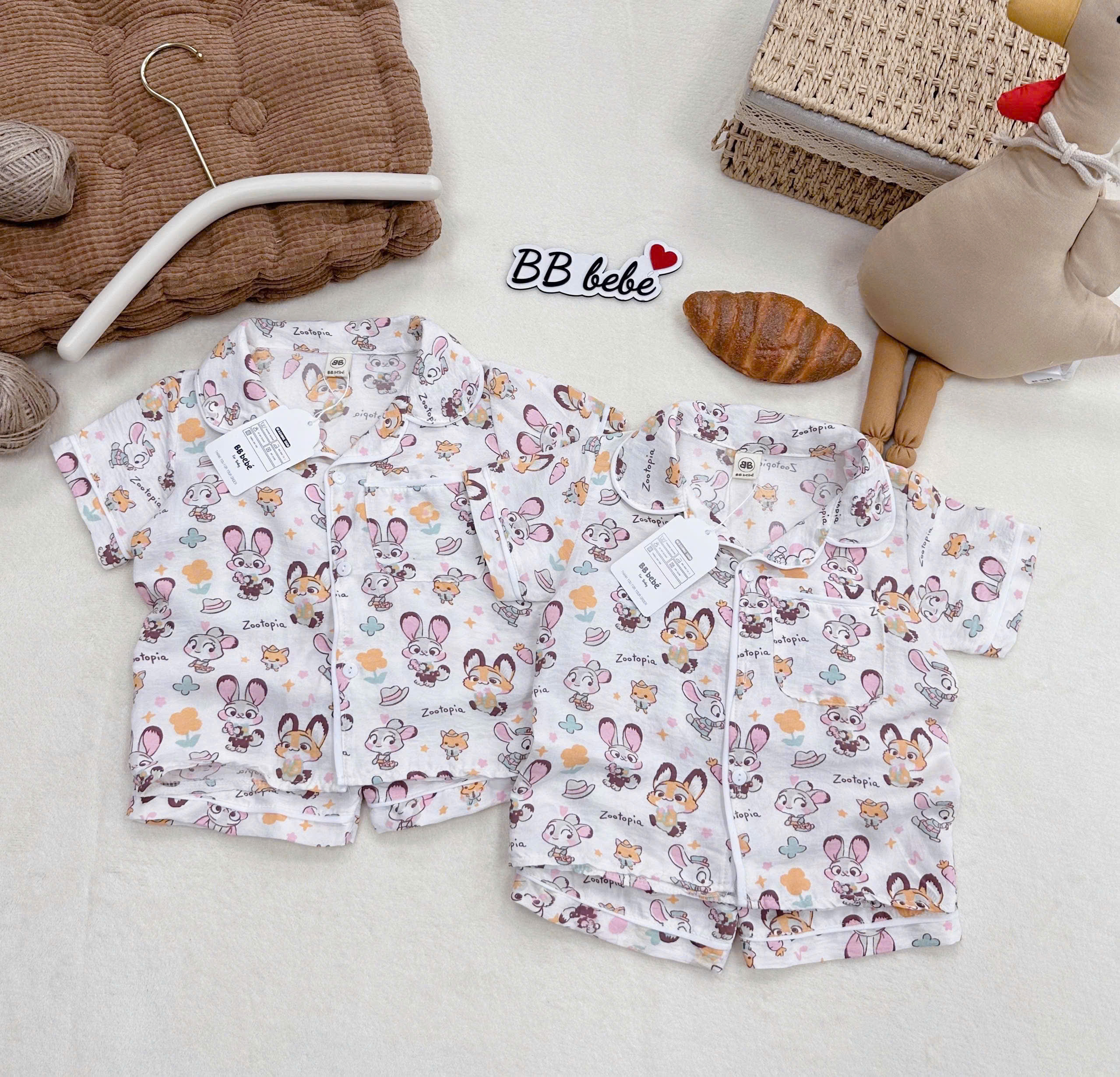 Ask Bộ pijama zootopia bé gái VNXK