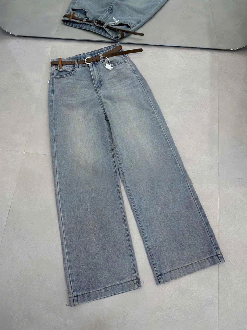 Quần jean nắp túi suông nữ QJ36
