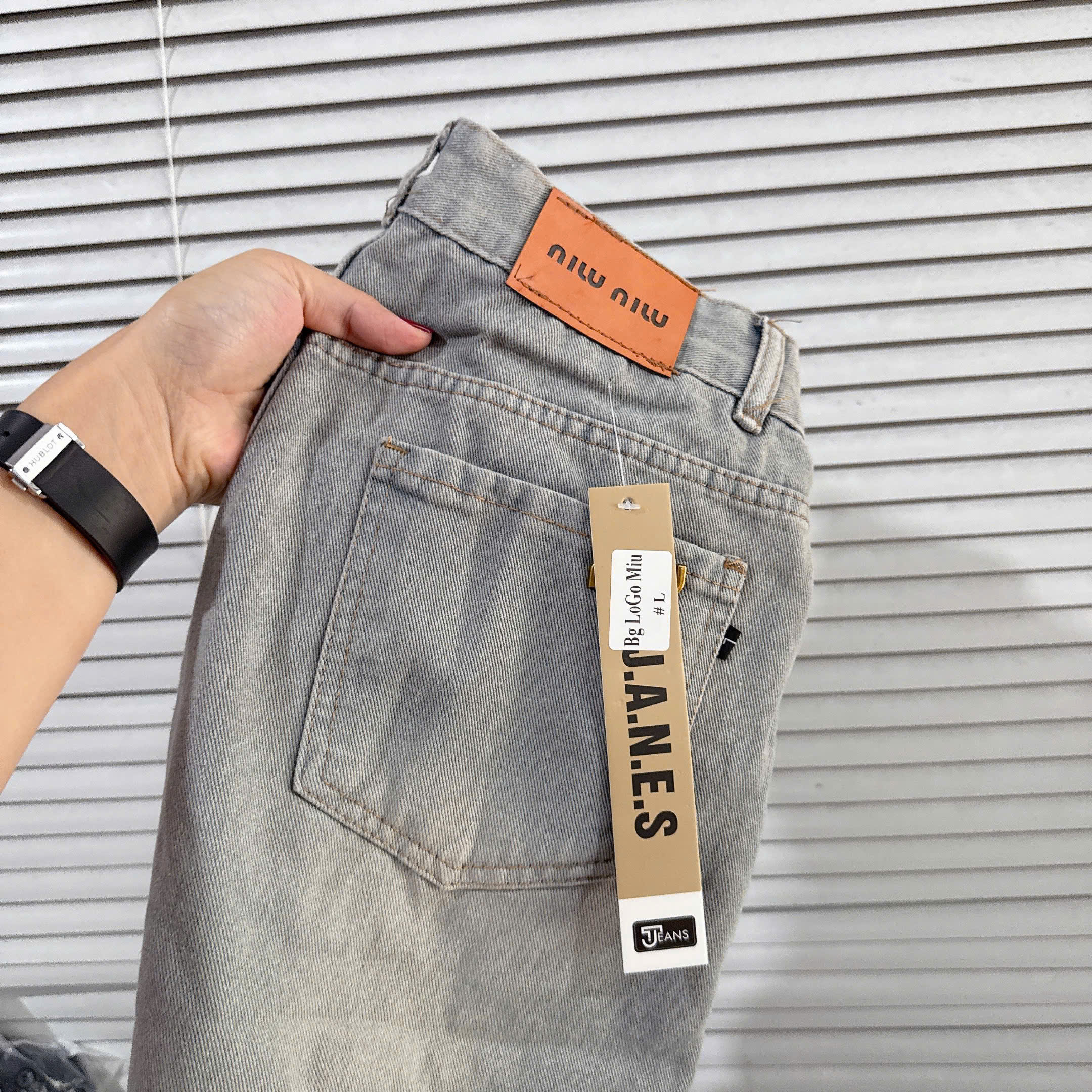 Quần jean tag Miu suông nữ QJ16