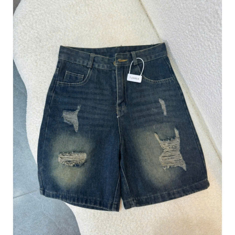 Quần jean thêu MIU túi sau S 40-47kg QJ63