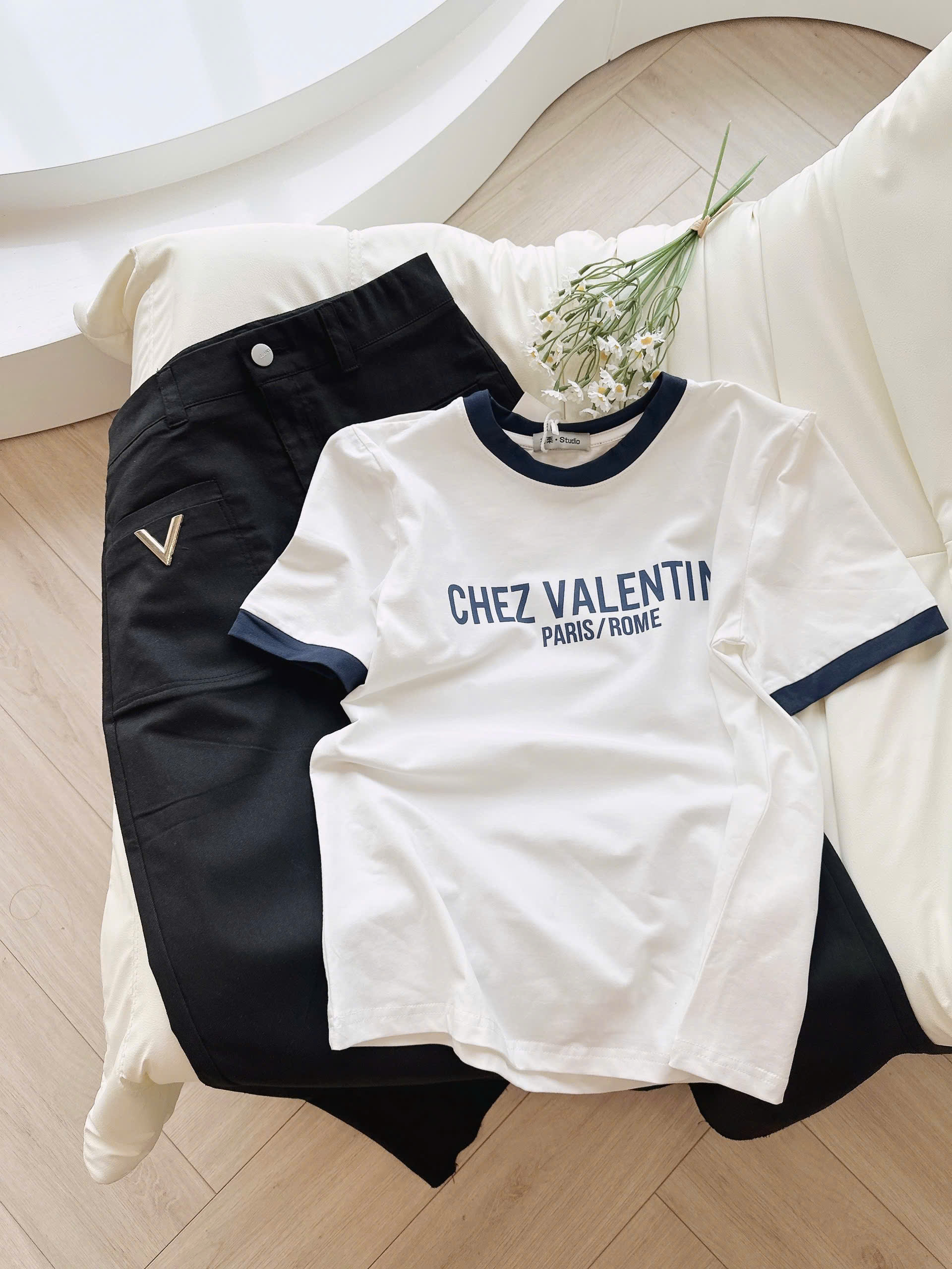 Sét áo cotton CHEZ chân váy kaki nữ S 40-47kg BN1