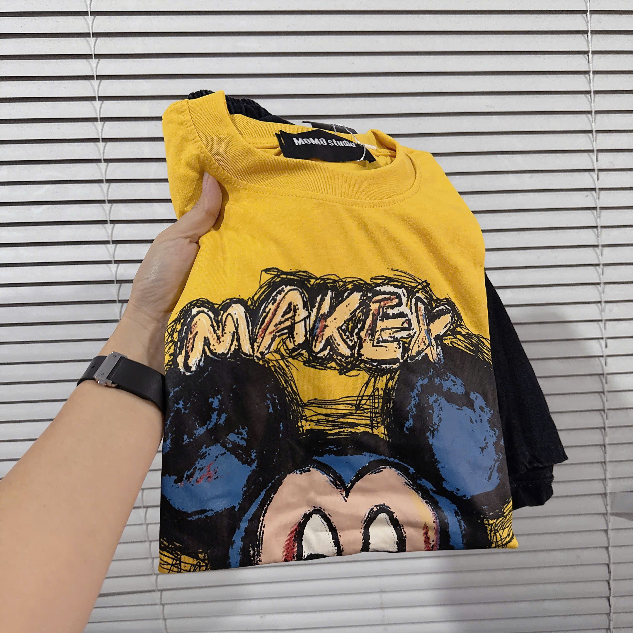 Sét áo cotton vàng in Mickeyy quần đùi jean cạp chun hè nữ B1