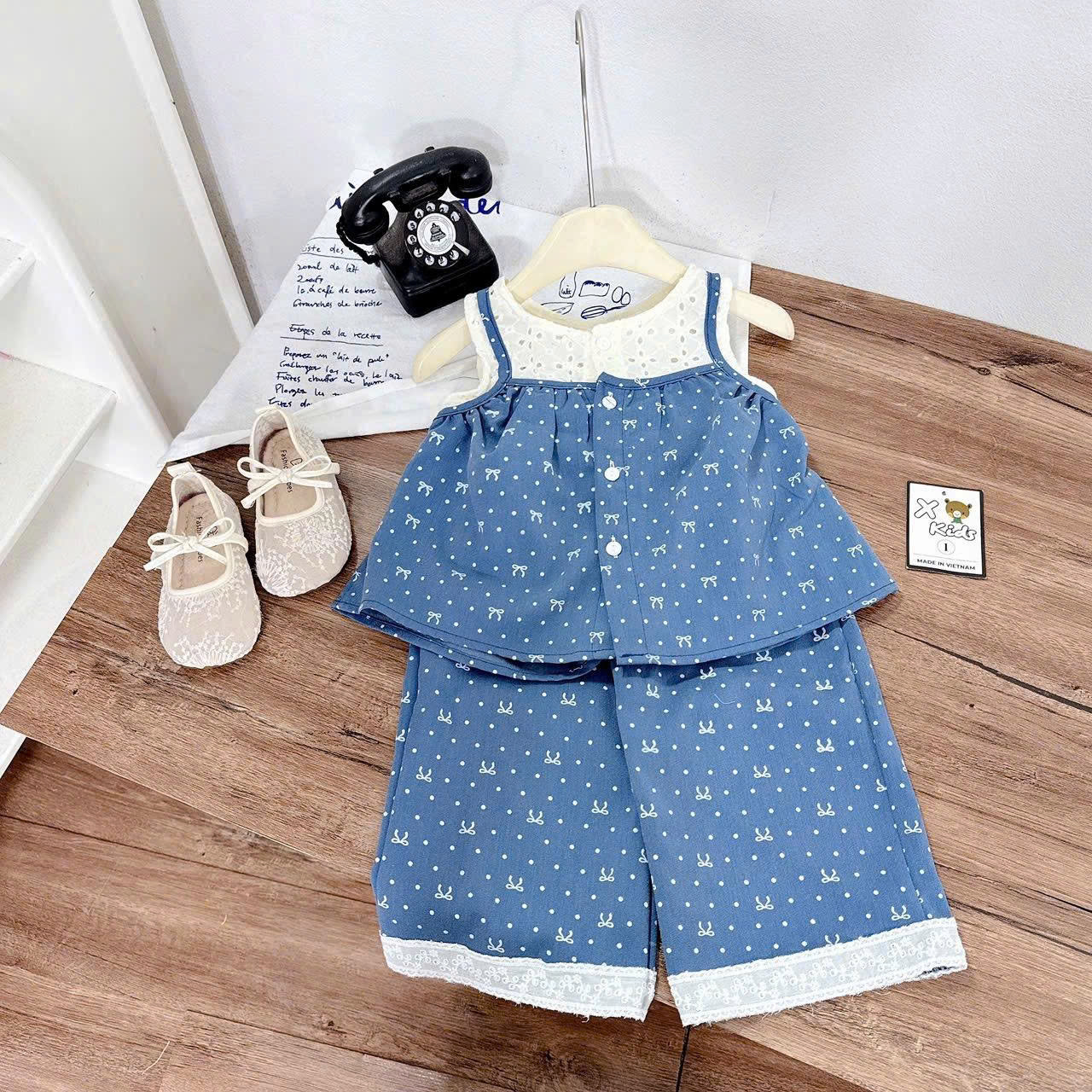 Sét bộ bò giấy phối ren quần xuông bé gái