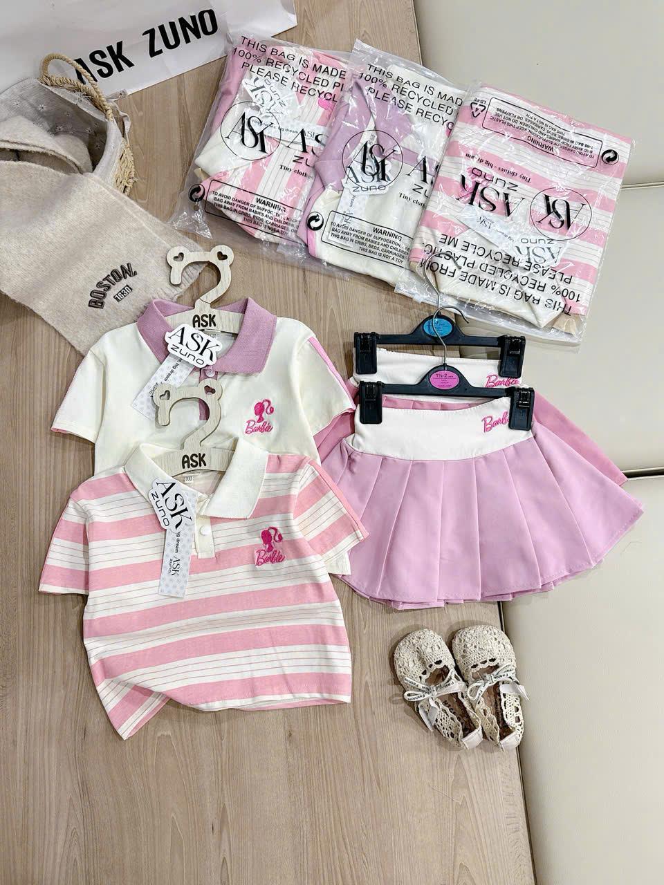 ASK Set váy kèm mũ BARBIE thêu bé gái VNXK