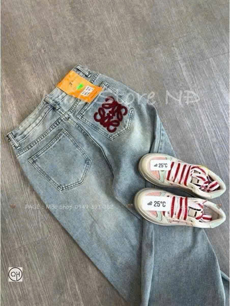Xả Xl 58-62kg: Quần jean ống suông nữ thêu túi đỏ QJ35