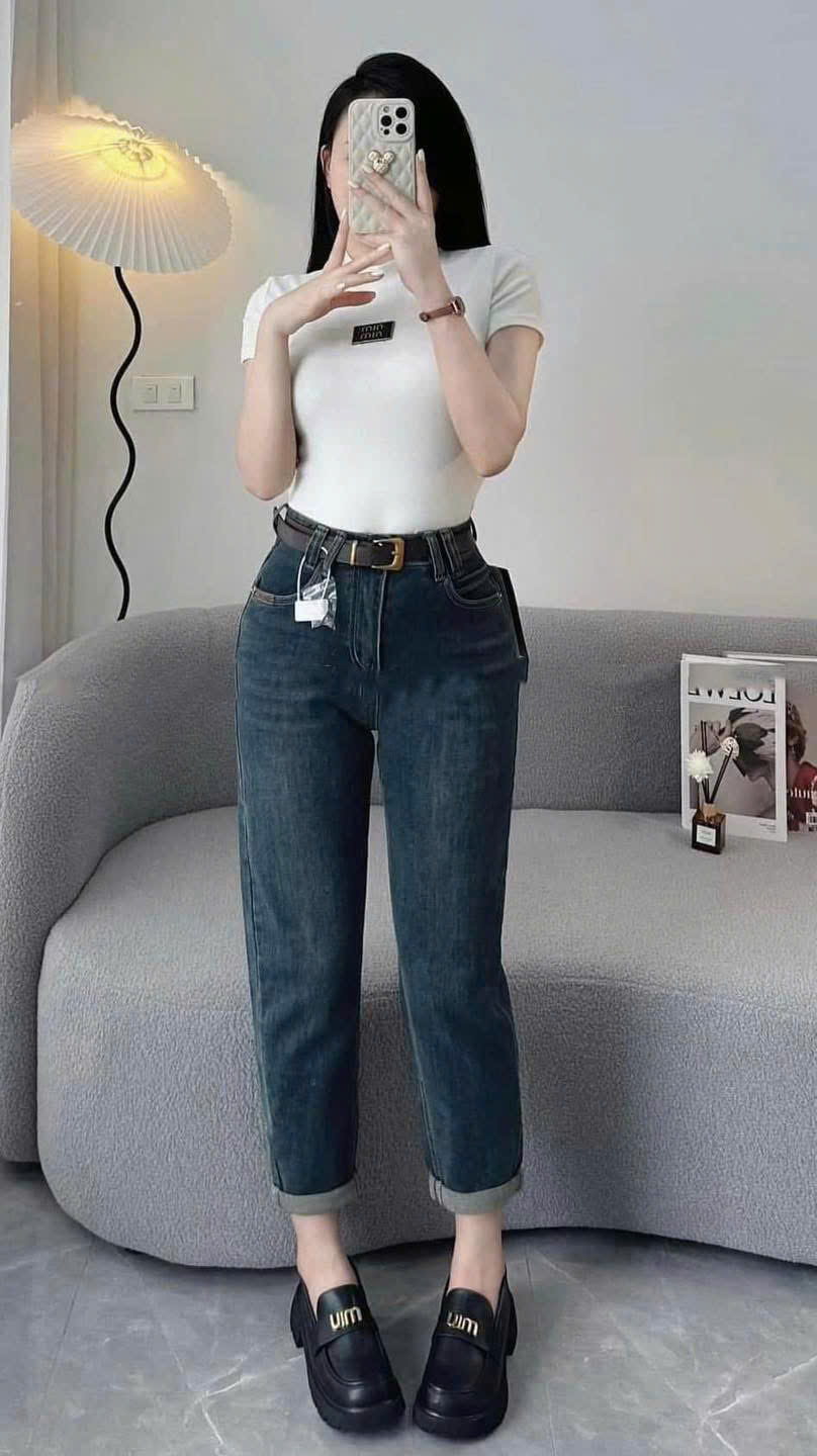 Xả S-47kg: Quần jean nữ thêu Chà Neo QJ06