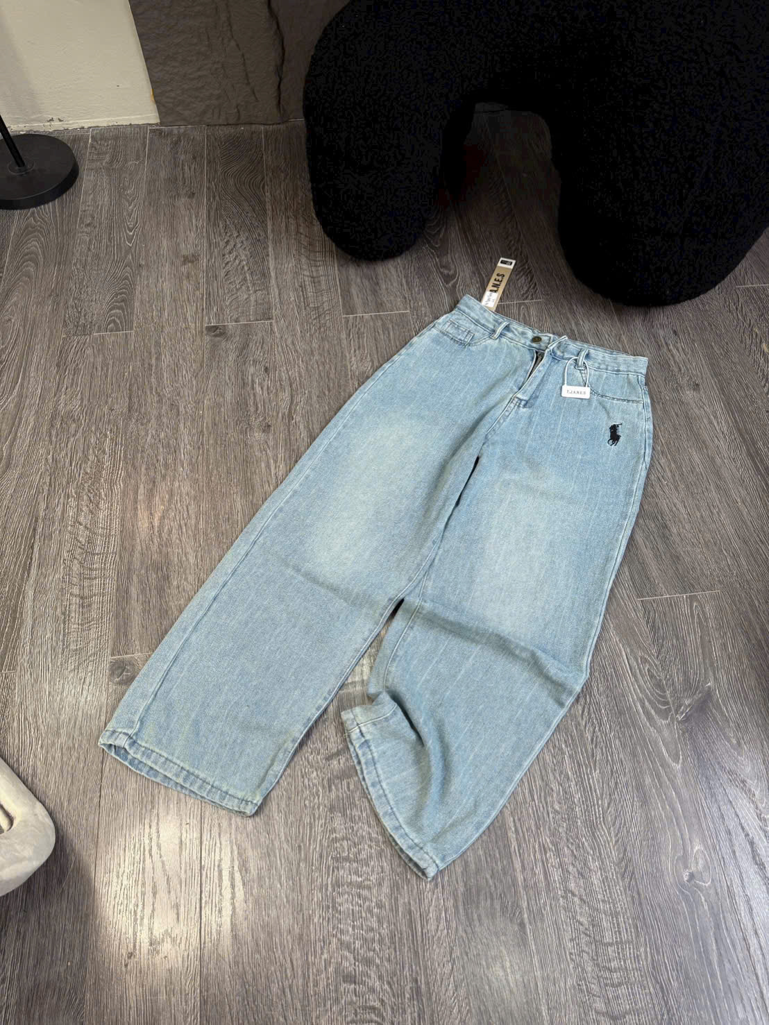 Xả S-50kg : Quần jean ống sớ thêu ngựa nữ QJ02