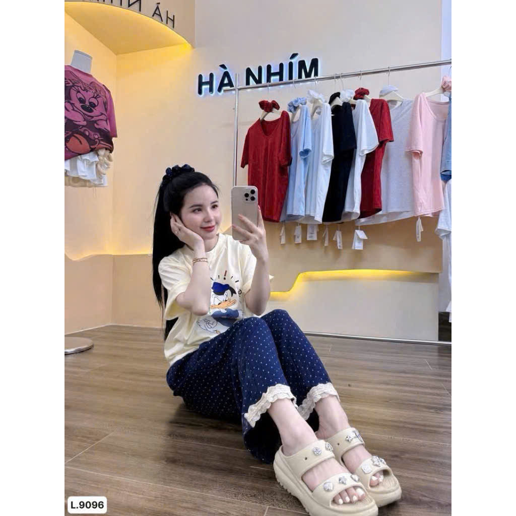 Xả S -50kg: Set áo cotton in vịt quần xanh than chấm bi dài nữ