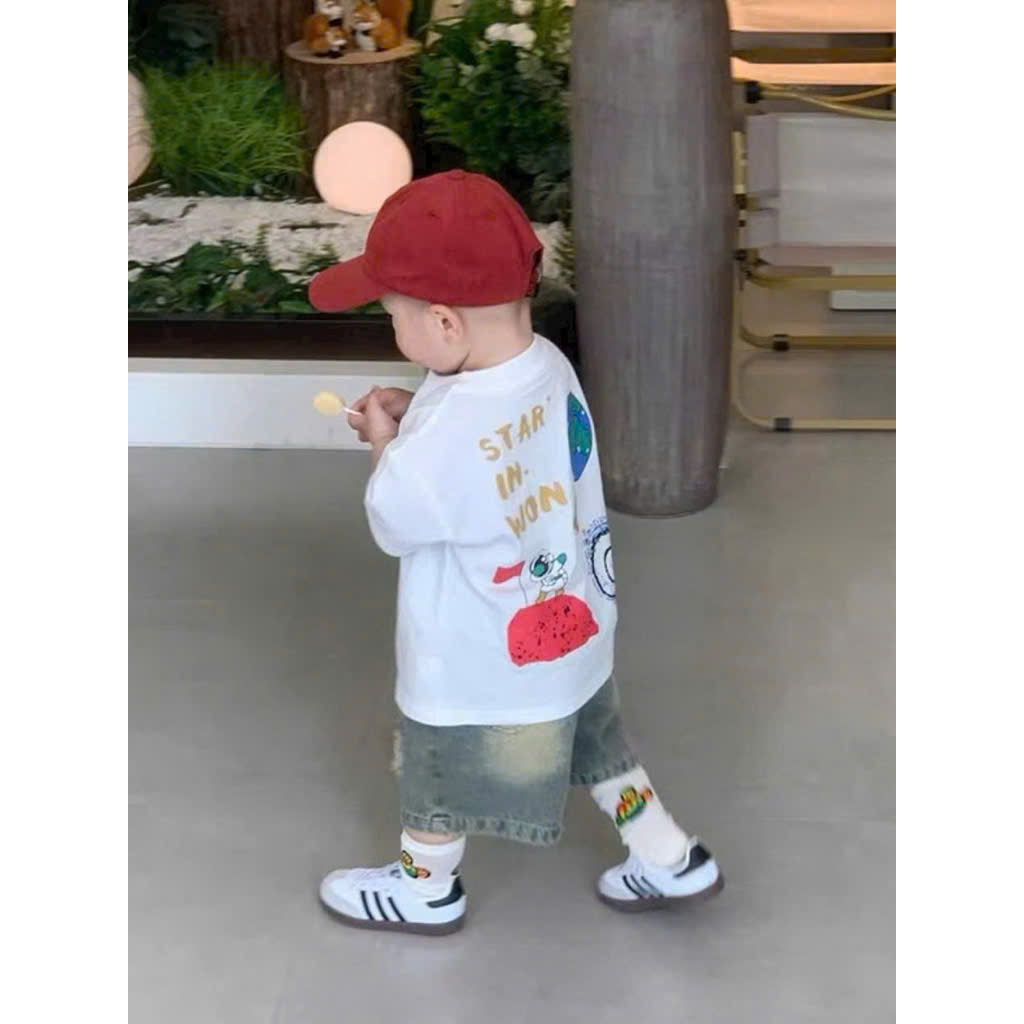 Ask Sét áo cotton địa cầu quần jean bé trai VNXK