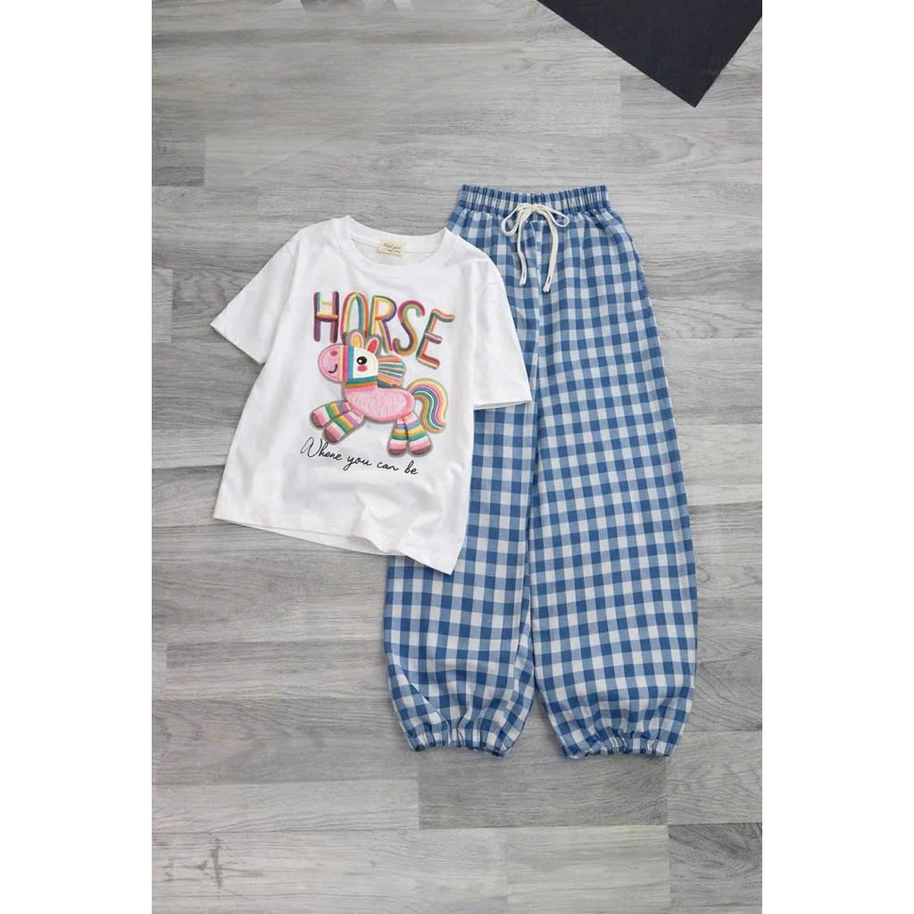 Sét áo cotton in ngựa quần kẻ caro xanh nữ BN1