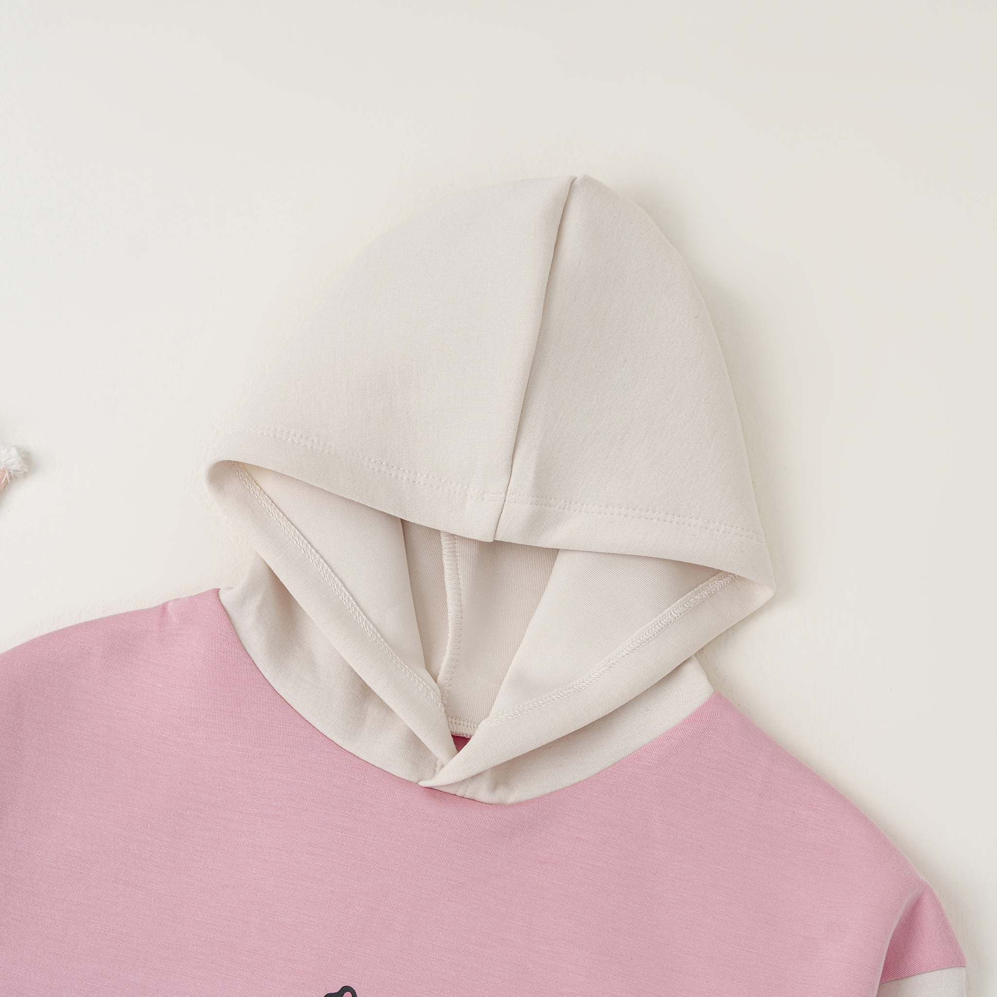 ÁO HOODIE BÉ GÁI