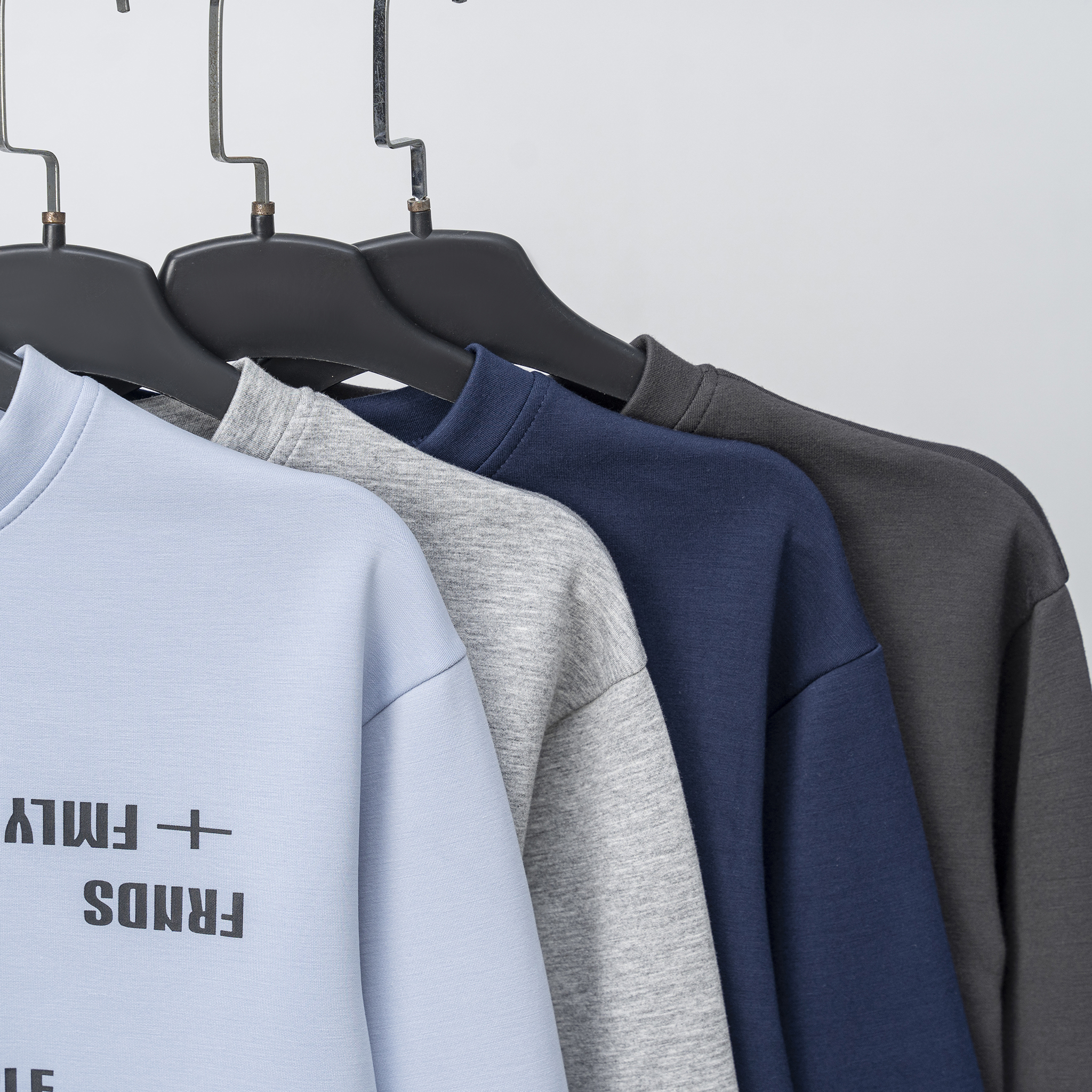 ÁO SWEATER BT