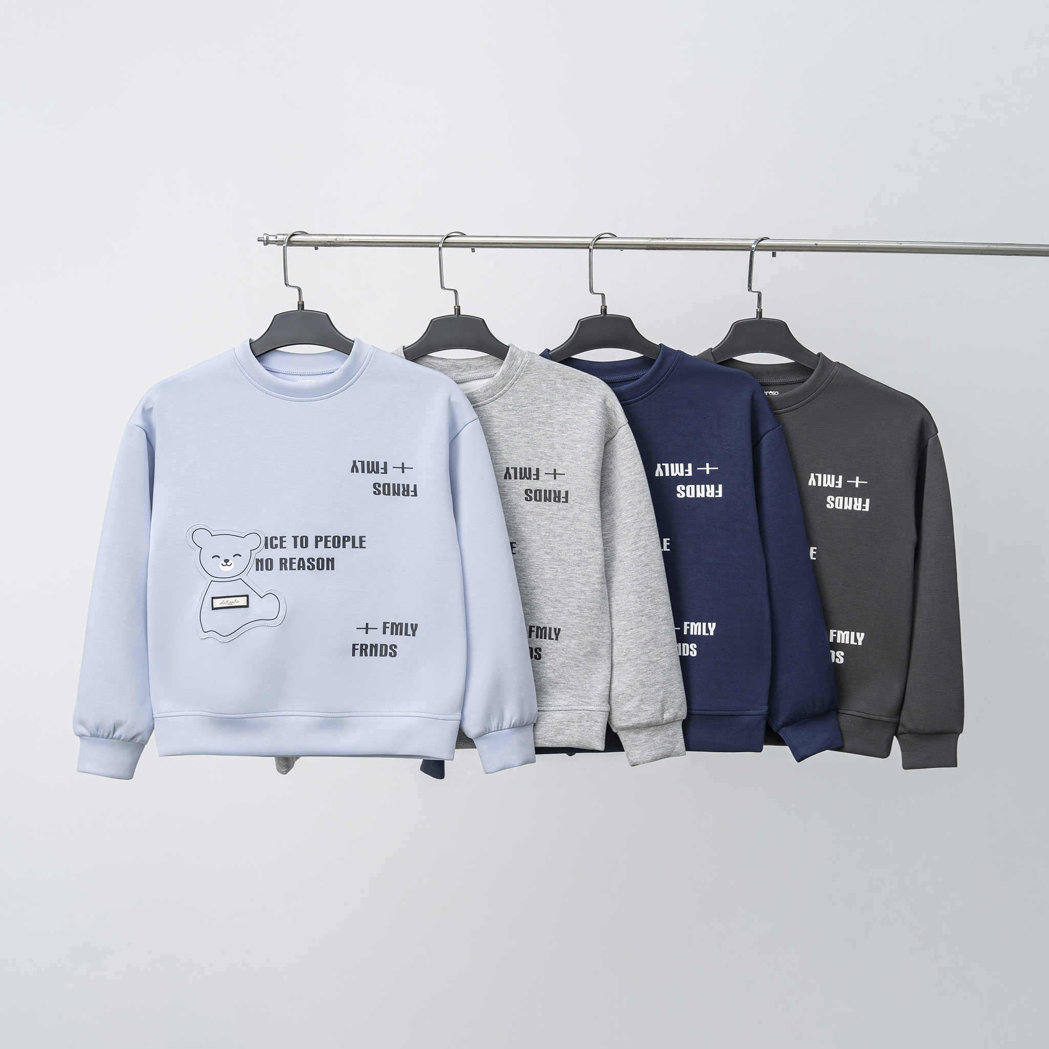 ÁO SWEATER BT
