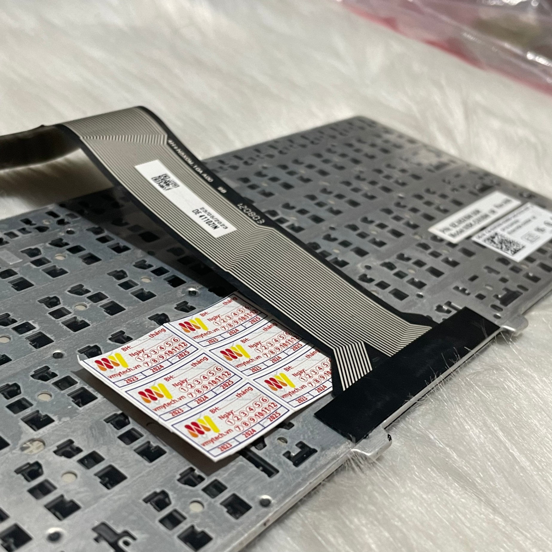 Bàn Phím Laptop DELL Inspiron 14z N411Z N311Z (KHÔNG ĐÈN) Zin