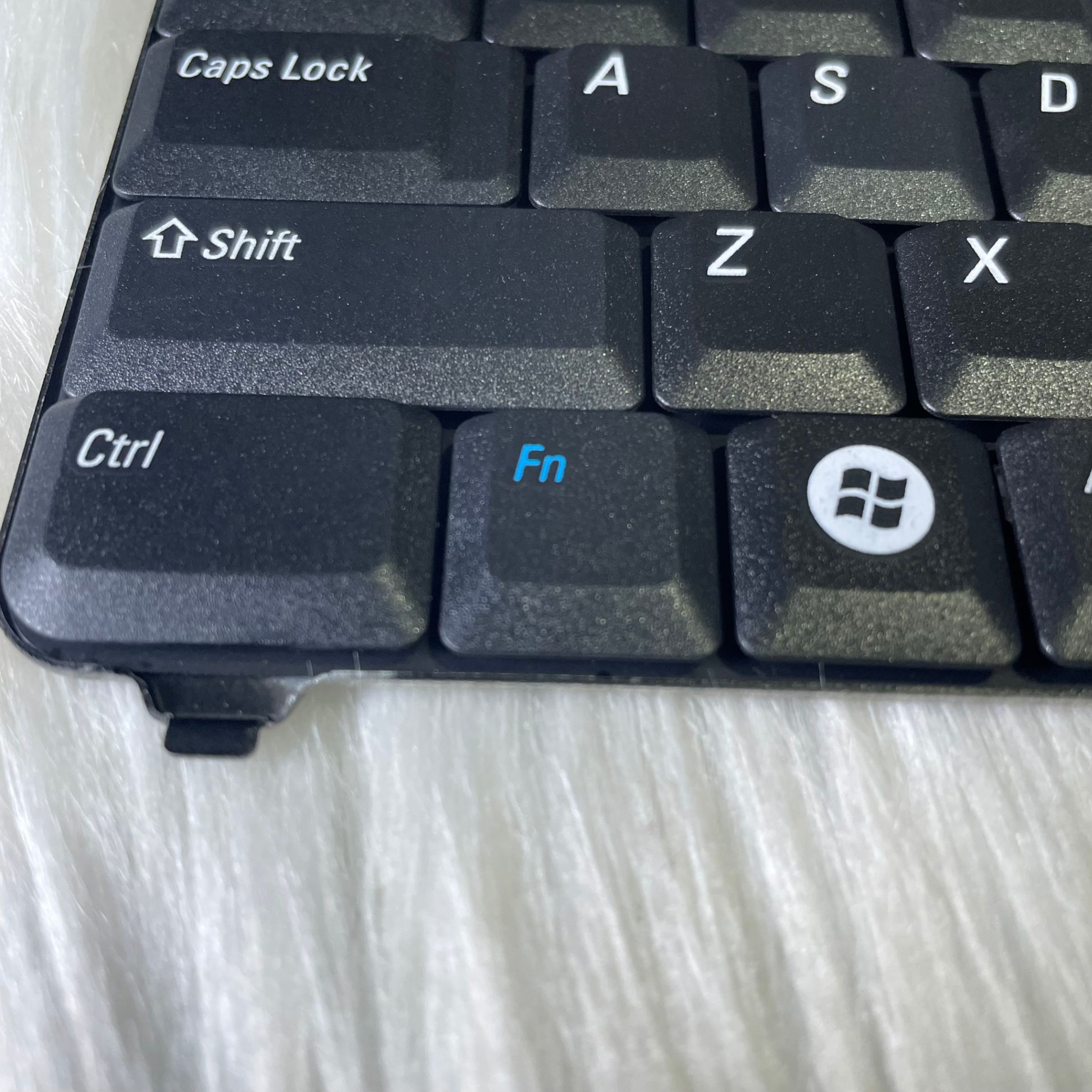 Bàn phím Laptop Dell 1400 1500 PP22L PP25L PP26L PP28L PP29L P446J Đen