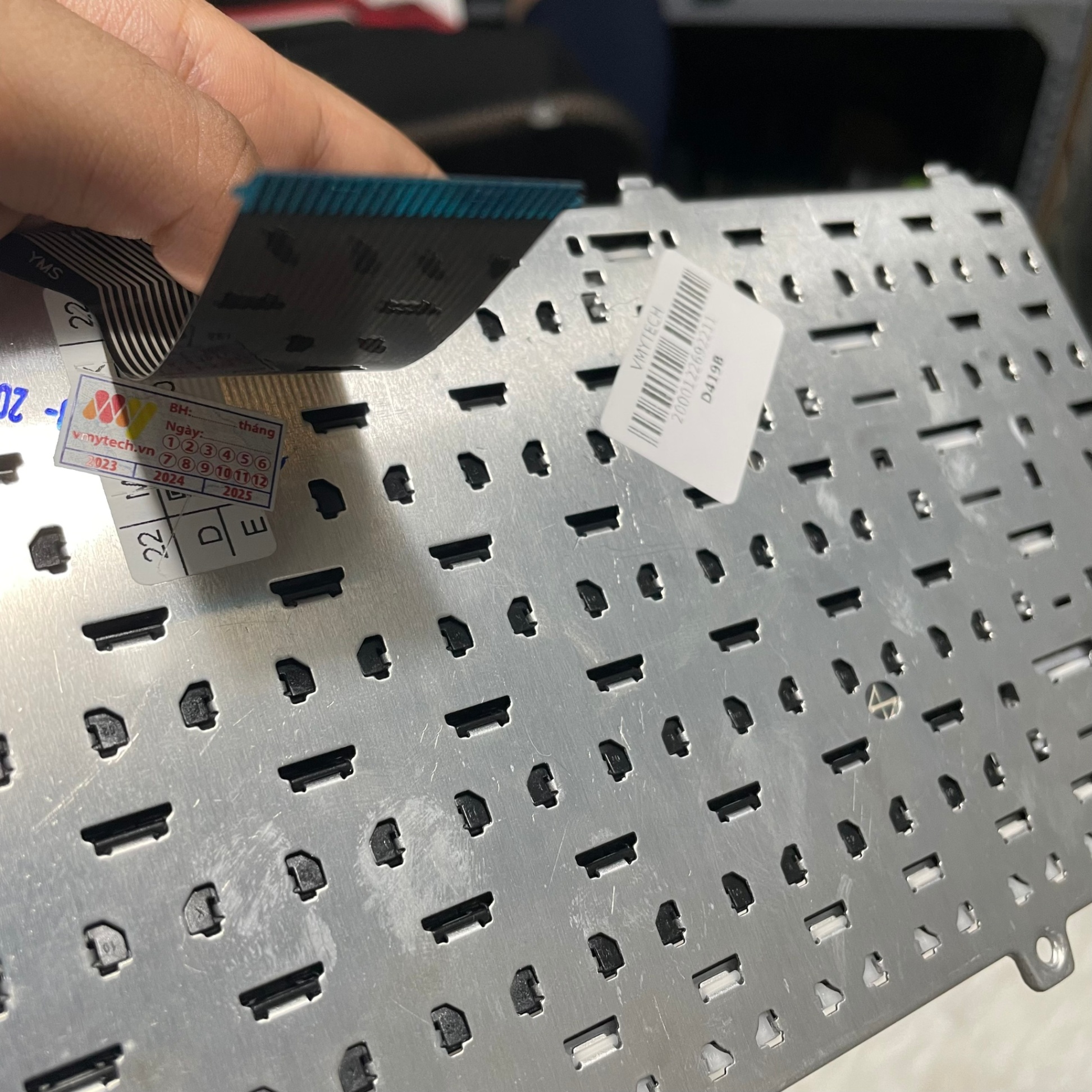 Bàn phím Laptop Dell 1400 1500 PP22L PP25L PP26L PP28L PP29L P446J Bạc
