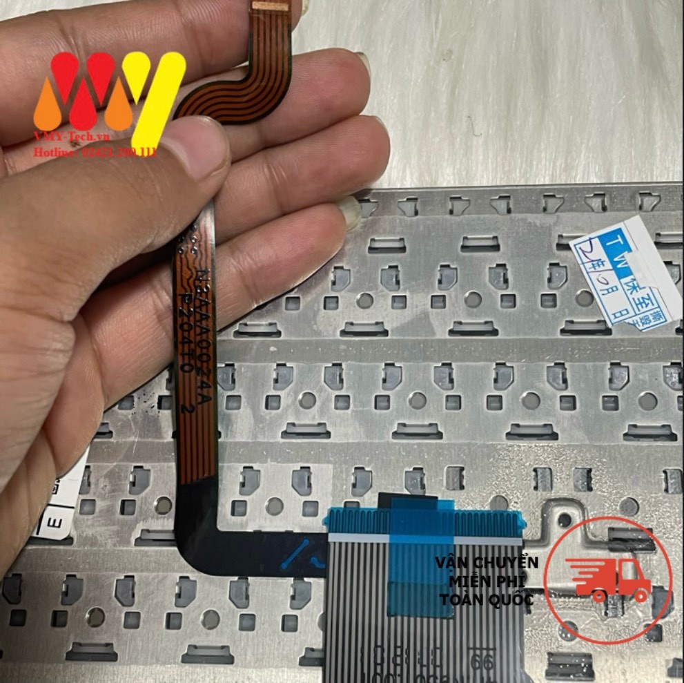 Bàn phím laptop Dell XT1 XT2 PK84 US 0RW571 RW571 LED CHUỘT