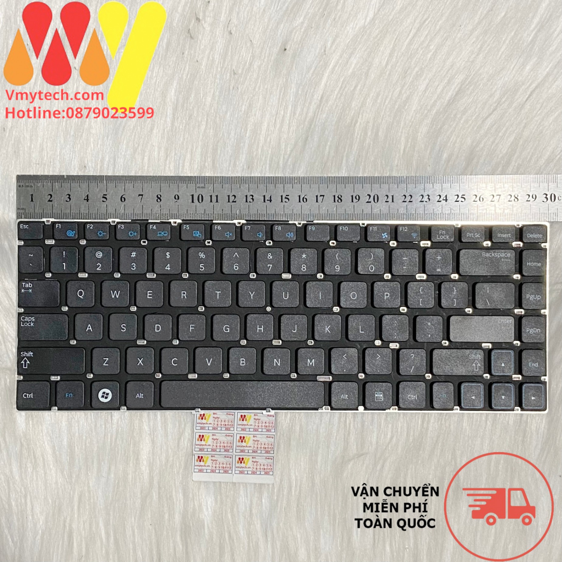 Bàn phím laptop Samsung 300E4 NP300 300V4A NP355 NP300e4