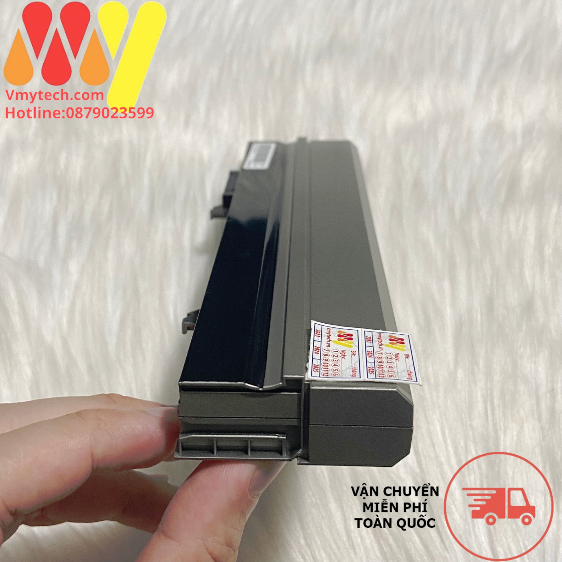 Pin laptop Dell Latitude E4300 E4310 E4320 E4400 FM332 FM338 HW905