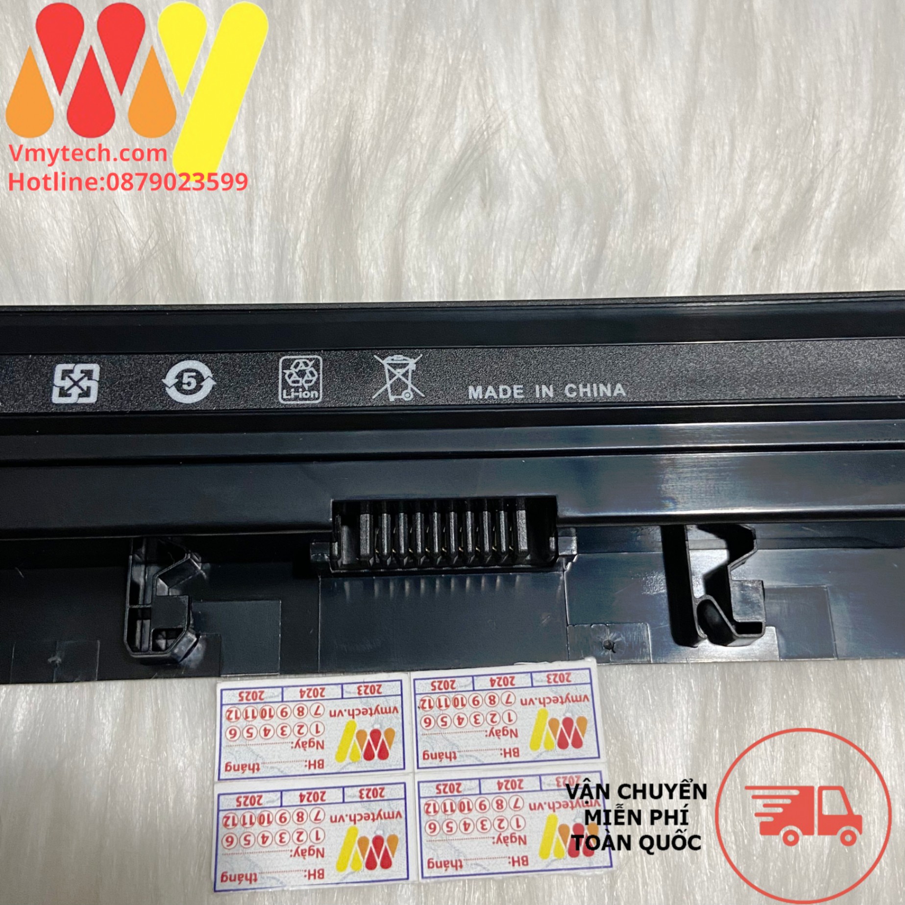 Pin laptop Dell Vostro 3300 3350 V3300 V3350 NF52T oem