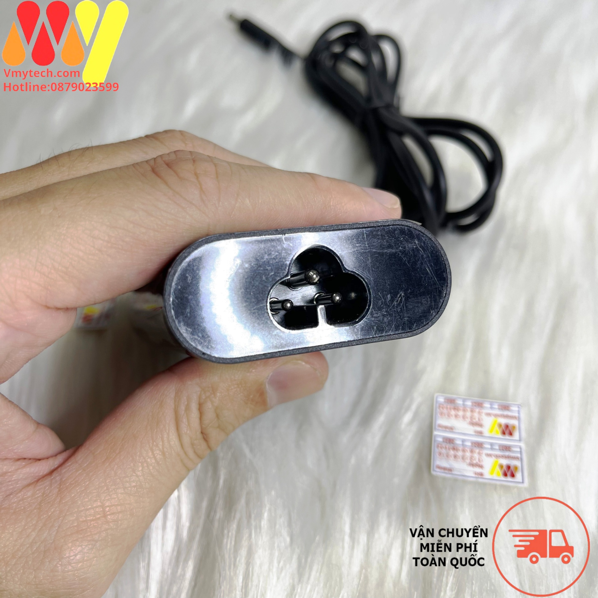 Sạc Pin Laptop Dell 19.5V-2.31A chân KIm Nhỏ ( 4.5mm x 3.0mm) Loại OVAL