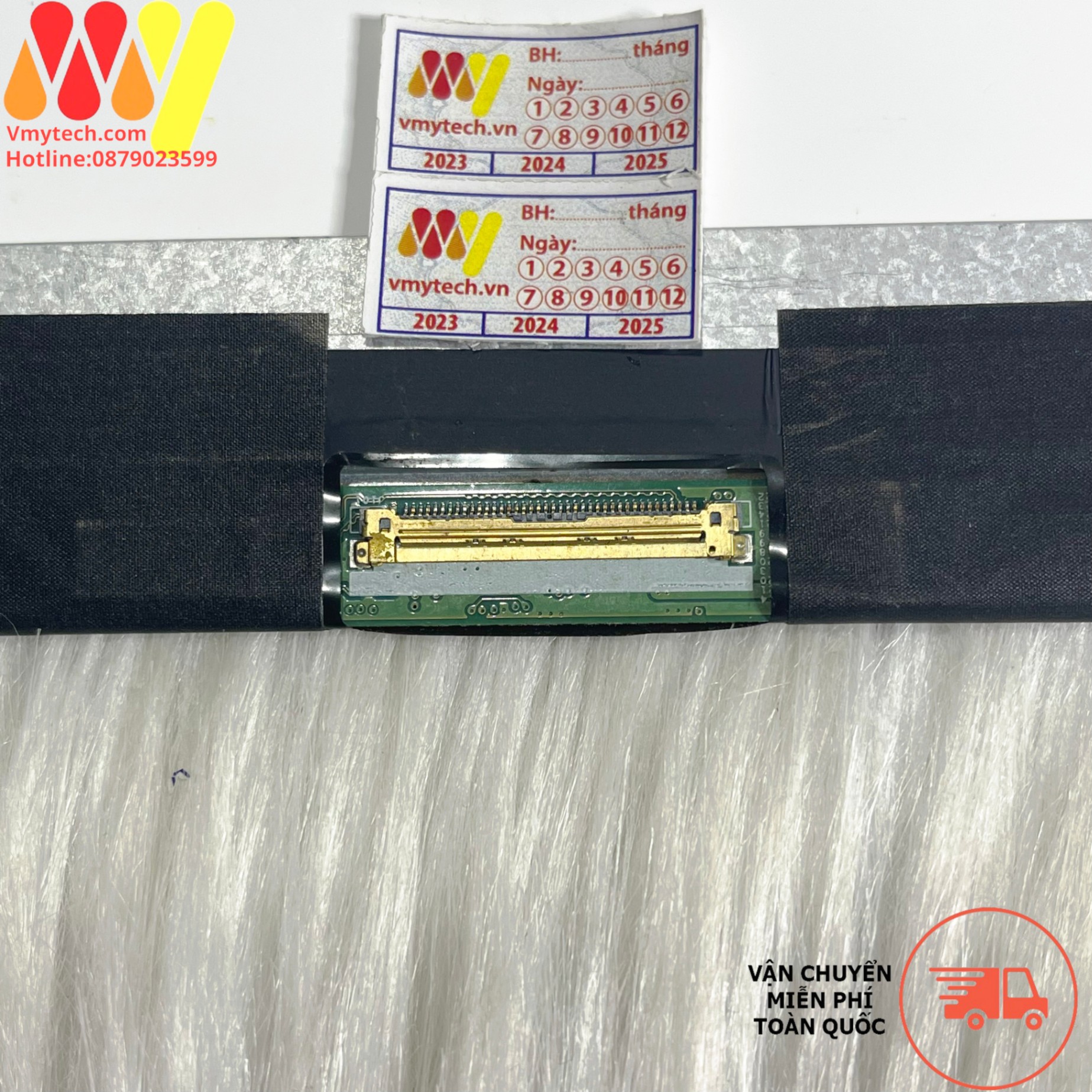 LCD 14/Mỏng/30 pin/Có tai/Cảm ứng /FHD/viền sắt quanh màn