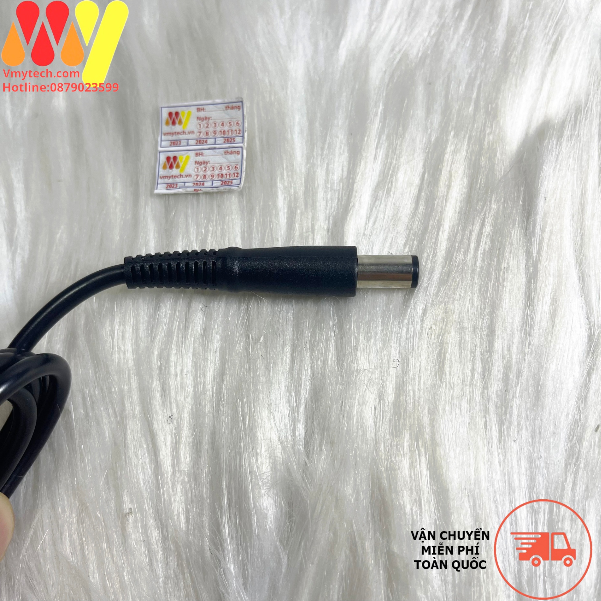 Adapter DELL 19.5v - 3.34A chân kim to Loại zin Chính Hãng