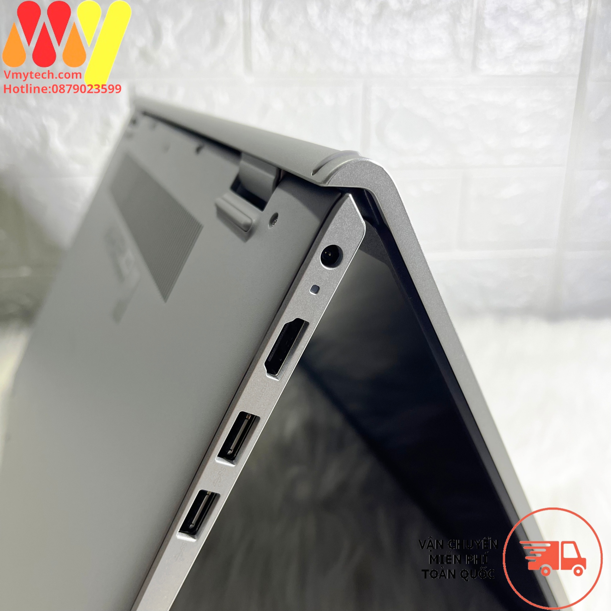 Dell inspiron 3530 i3-N305/8GB/256GB/15.6 FHD 120hz