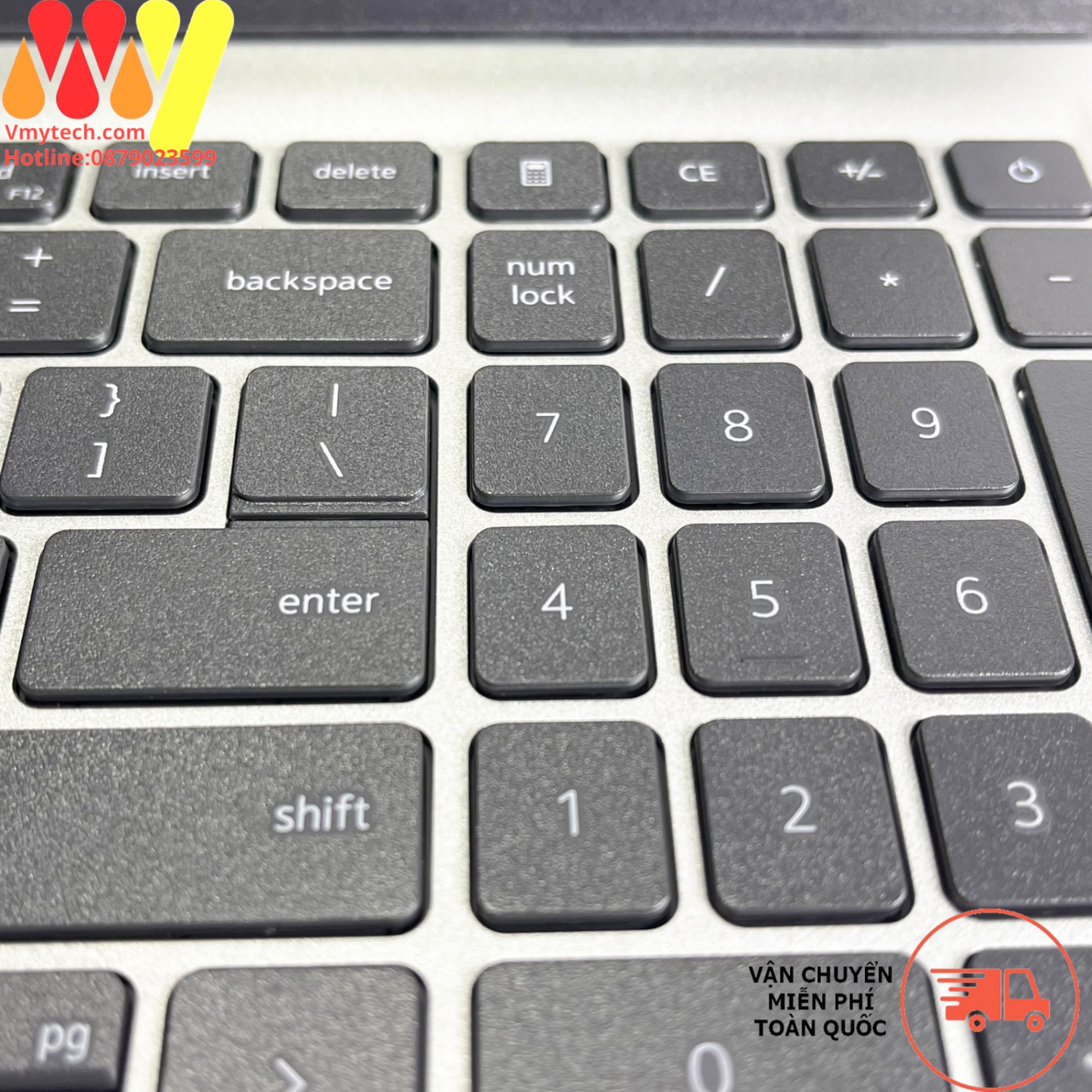 Dell inspiron 3530 i3-N305/8GB/256GB/15.6 FHD 120hz