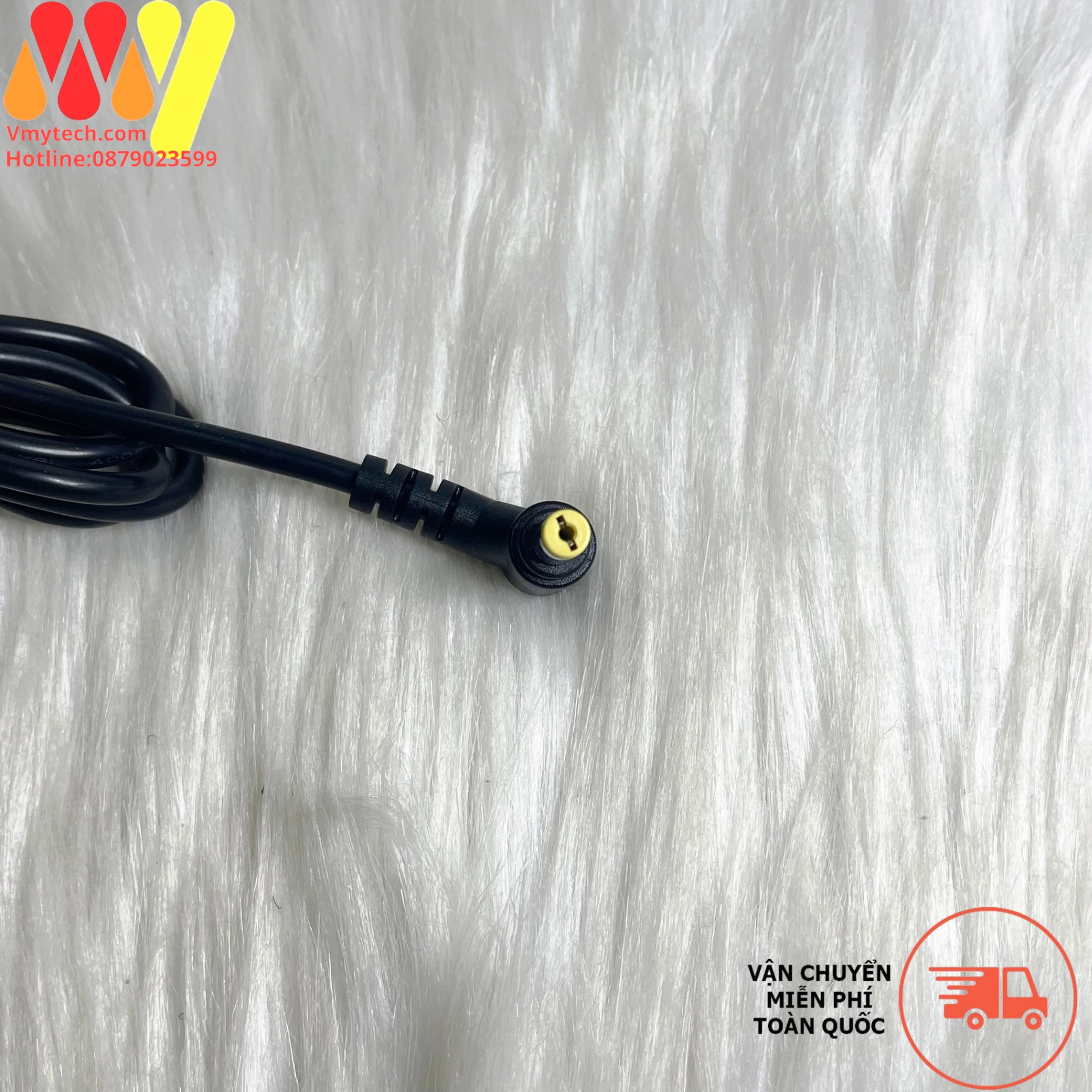 Acer 19V - 3.42A chân Thường: 5.5mm x 1.7mm OEM