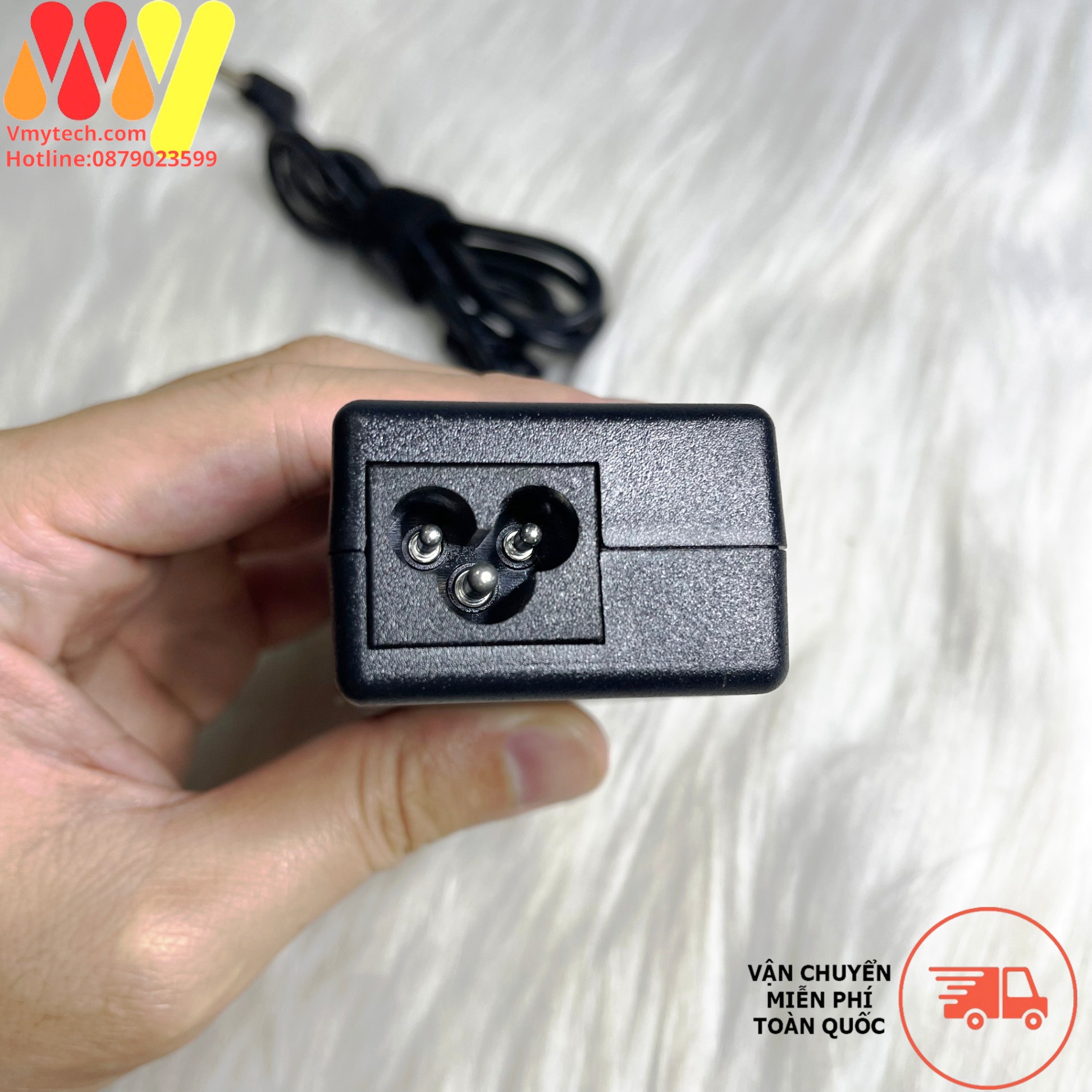 Lenovo 19v - 3.42A 65w Chân Thường 5.5mm*2.2mm - Loại OEM