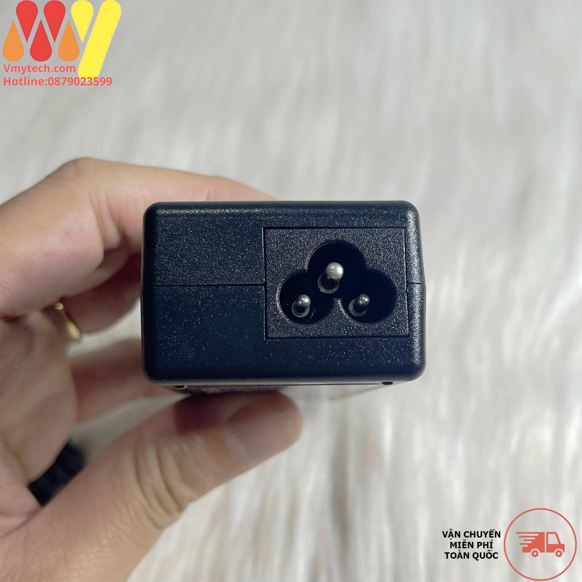 Toshiba 19V - 3.42A Chân Thường Loại OEM