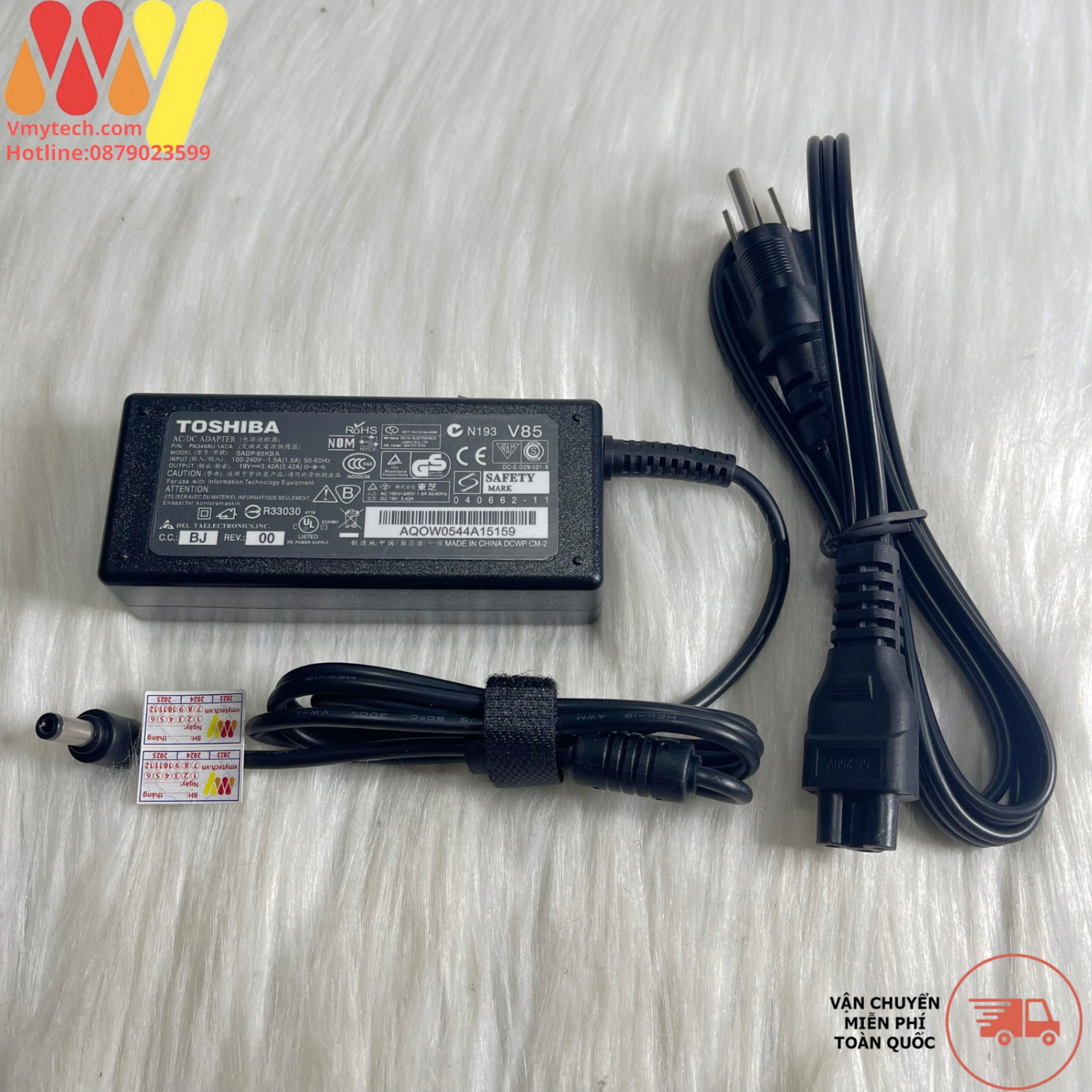 Toshiba 19V - 3.42A Chân Thường Loại OEM