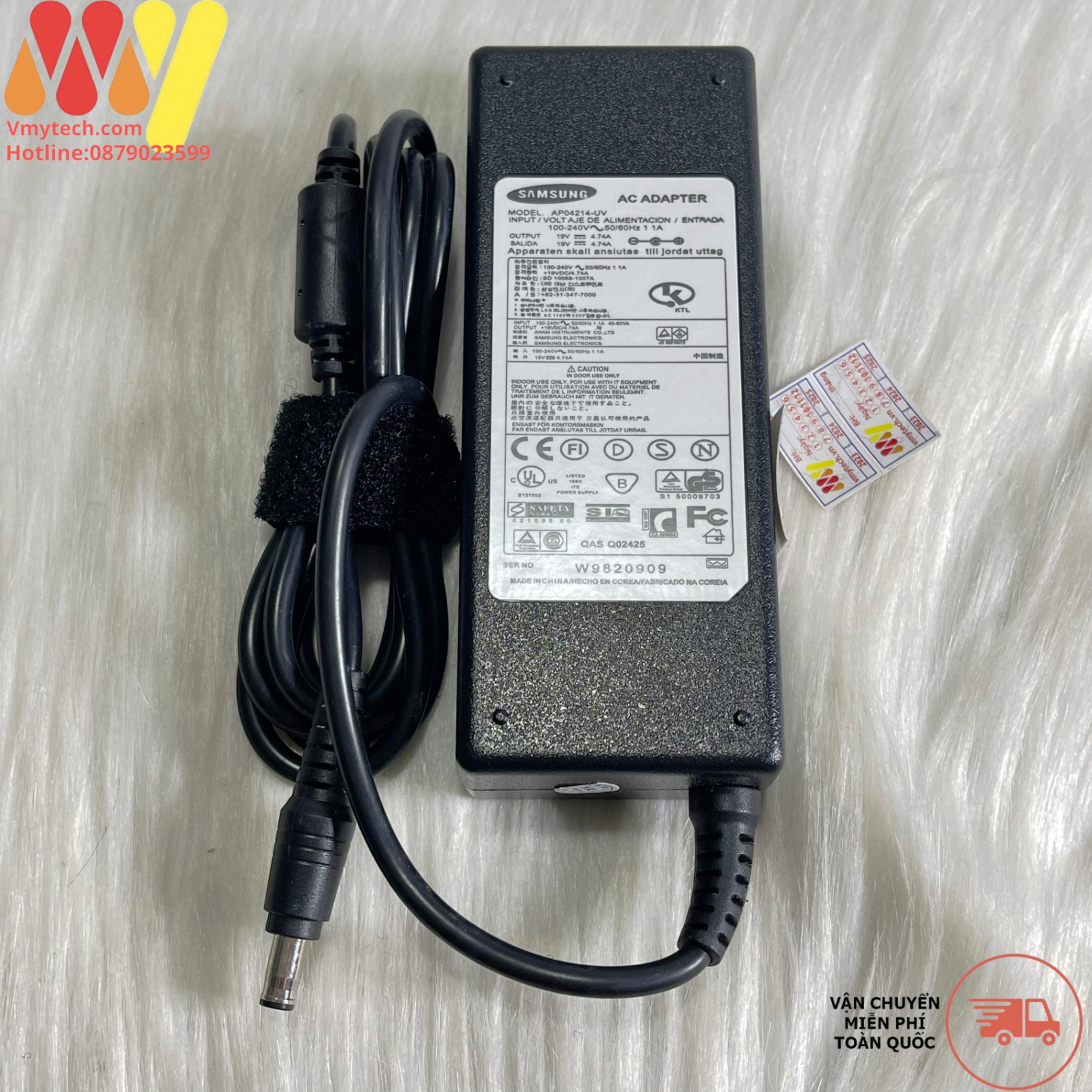 Samsung 19V - 4.7A 90W Chân Thường ( 5.5*3.0mm) ZIN