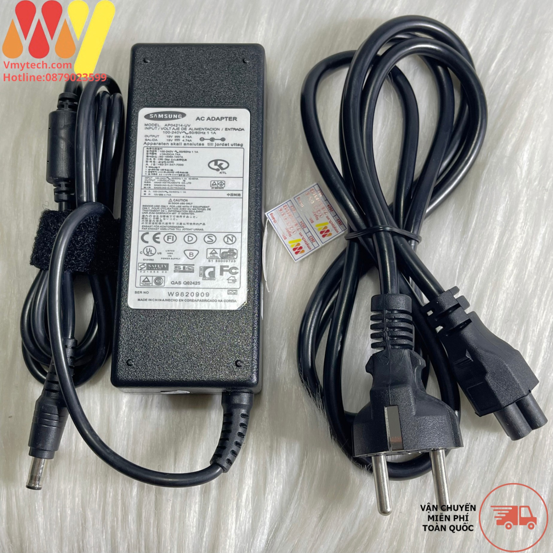 Samsung 19V - 4.7A 90W Chân Thường ( 5.5*3.0mm) ZIN