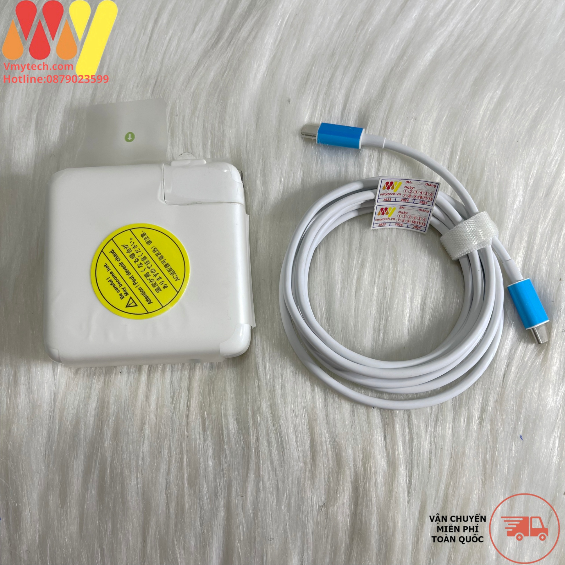 Macbook Air Retina 13 Type-C 61W MJ262 (Không kèm dây)