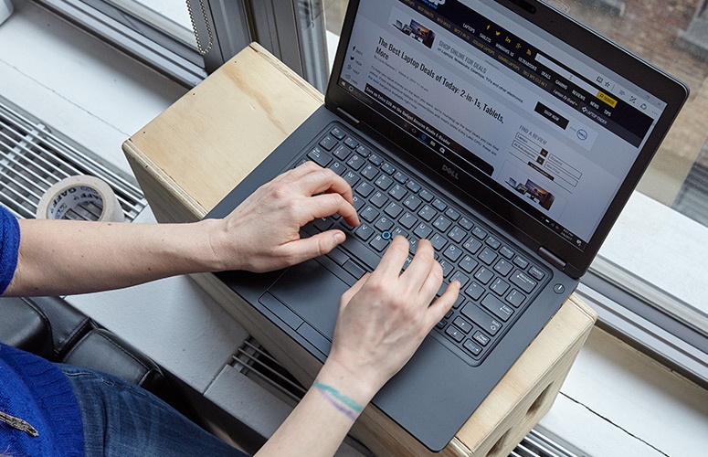 Dell Latitude 5480, E5480 mẫu cao cấp, Core i5,i7,màn 14 FHD, ổ cứng SSD 256gb,card VGA, máy tính xách tay lướt 99