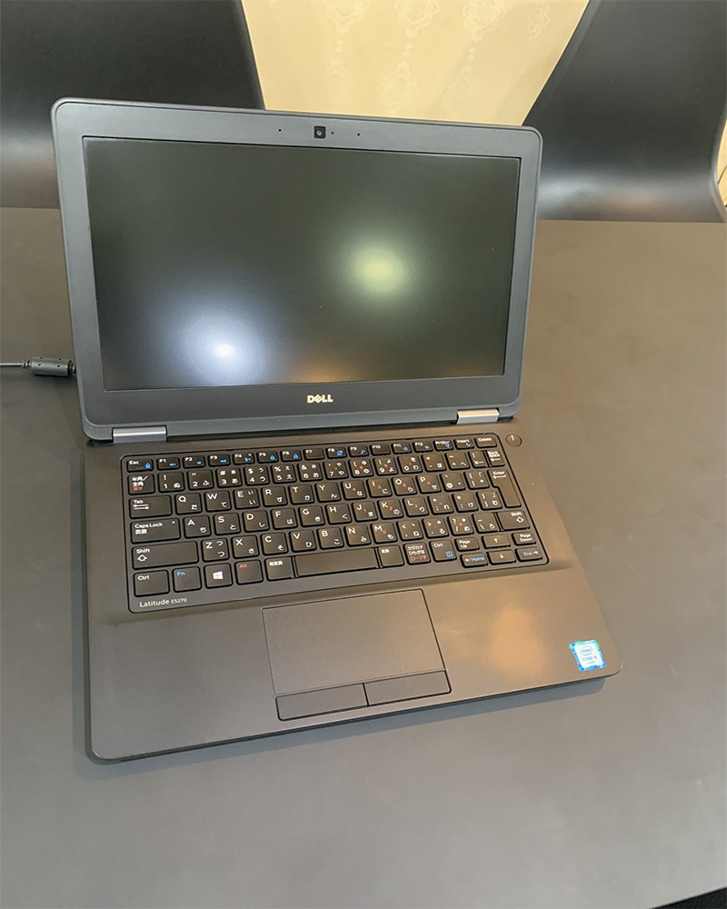 Dell Latitude 5270, E5270 cấu hình cao zin 99%, Core i5, Ram 8gb, ổ cứng SSD 256, màn 12.5 HD, laptop zin cao cấp