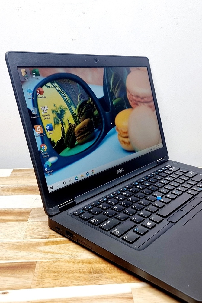 Dell Latitude 5480, E5480 mẫu cao cấp, Core i5,i7,màn 14 FHD, ổ cứng SSD 256gb,card VGA, máy tính xách tay lướt 99