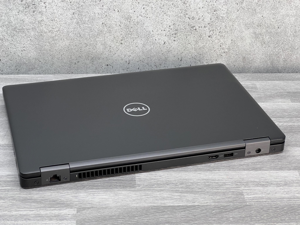 Dell Latitude 5580, E5580 Core i5, màn hình 15.6 FHD, Ram 8gb, ổ cứng SSD 256gb, cạc VGA , máy tính văn phòng 99%