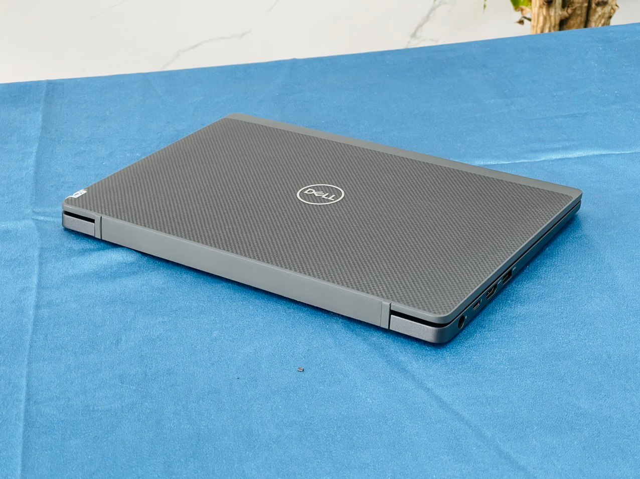 Dell 7400 mẫu cao cấp giá tốt, Core i7, Ram 8gb, màn 14 FullHD, ổ cứng SSD 256gb, máy tính xách tay lướt 99% zin