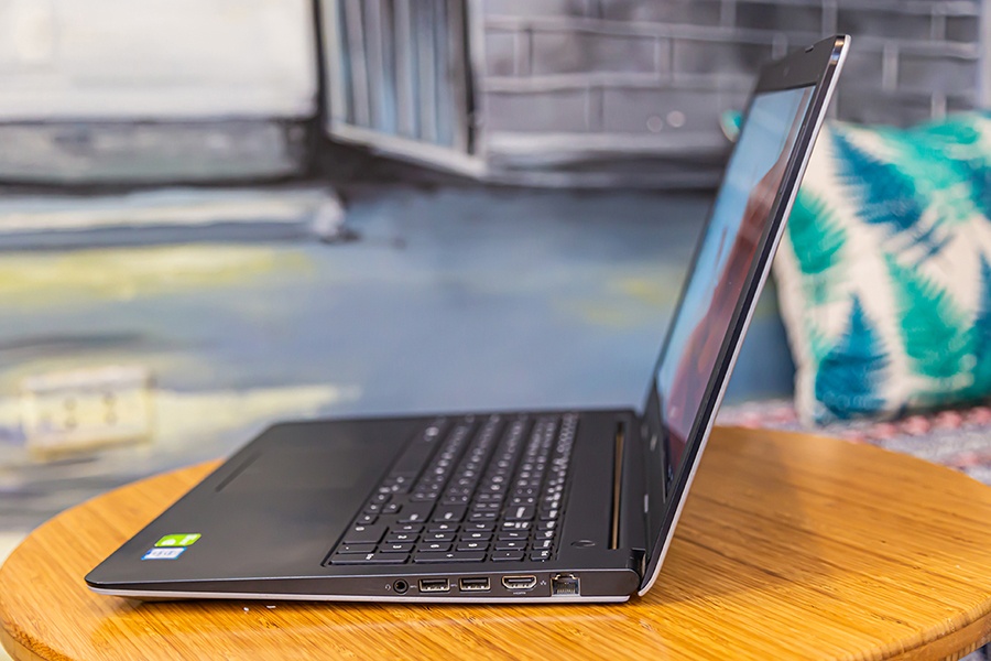 Dell 5557 Core i7 zin cao cấp, Ram 4gb, Ổ cứng SSD 128gb, màn 15.6 HD, cạc rời VGA, máy tính văn phòng lướt 99%