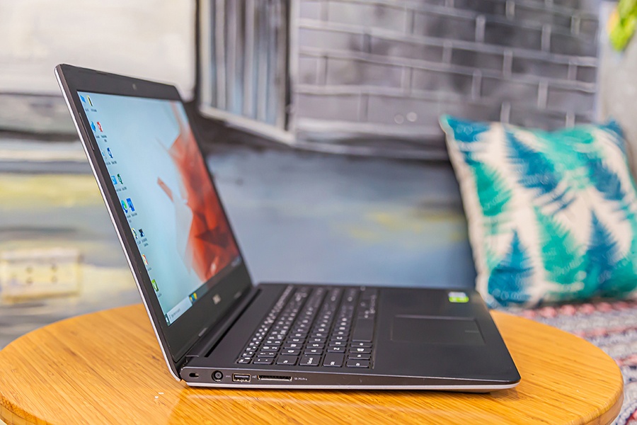 Dell 5557 Core i7 zin cao cấp, Ram 4gb, Ổ cứng SSD 128gb, màn 15.6 HD, cạc rời VGA, máy tính văn phòng lướt 99%