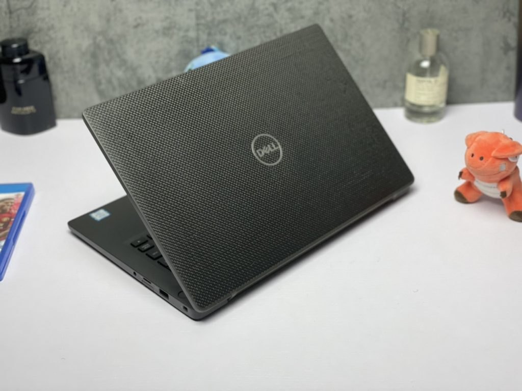 Dell 7400 mẫu cao cấp giá tốt, Core i7, Ram 8gb, màn 14 FullHD, ổ cứng SSD 256gb, máy tính xách tay lướt 99% zin