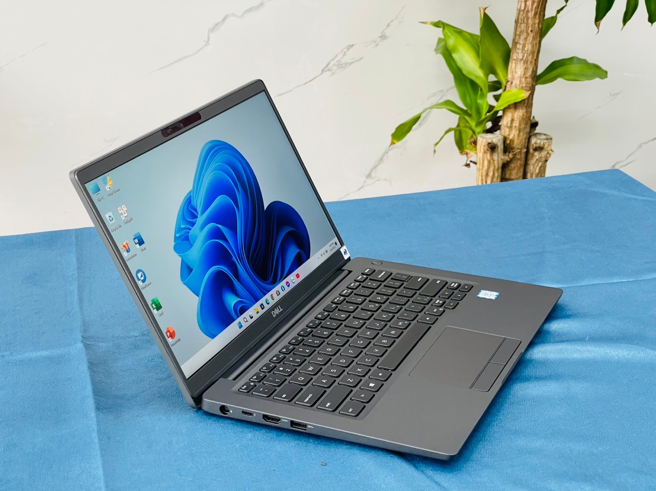 Dell 7400 mẫu cao cấp giá tốt, Core i7, Ram 8gb, màn 14 FullHD, ổ cứng SSD 256gb, máy tính xách tay lướt 99% zin
